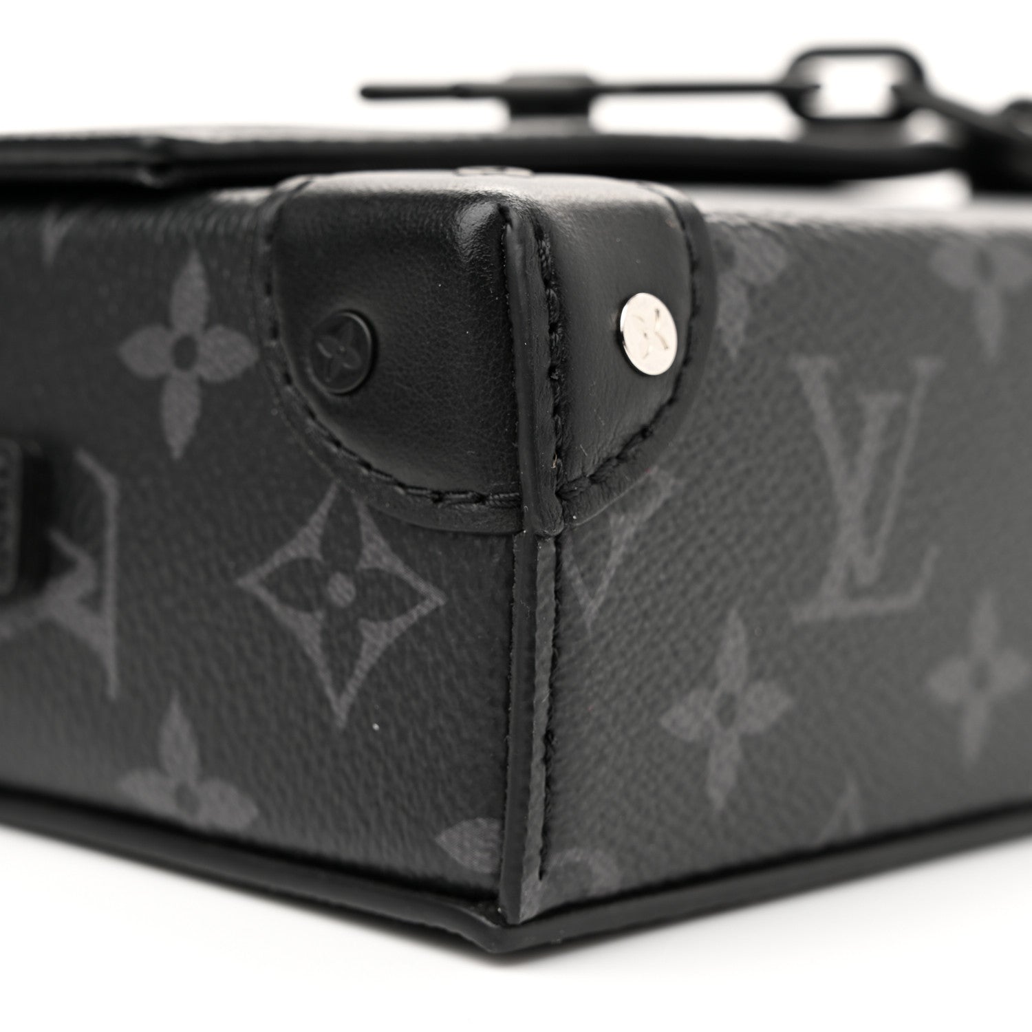 Louis Vuitton Monogram Eclipse Steamer Wearable Wallet 8 of 9
