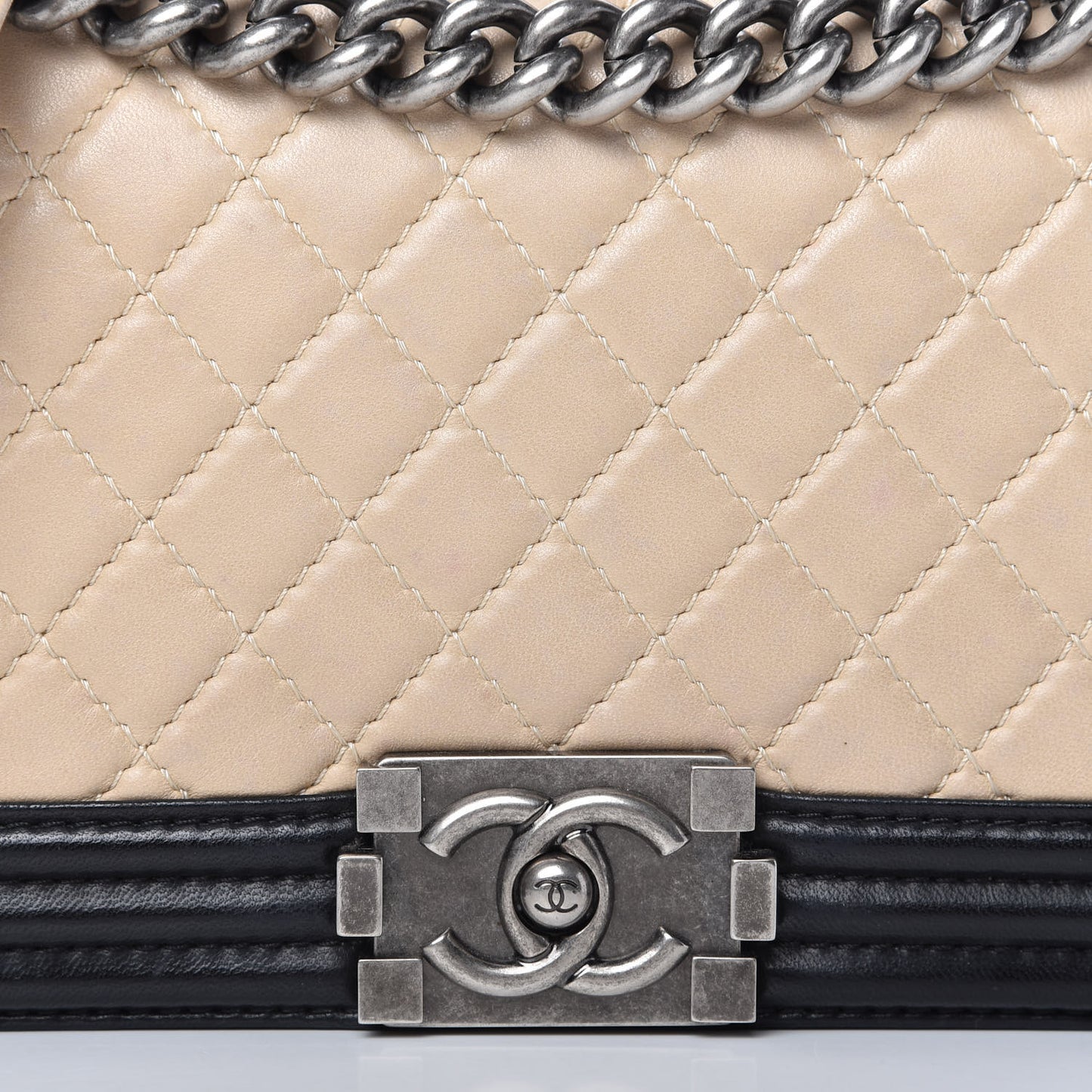 Lambskin Quilted Medium Boy Flap Black Beige