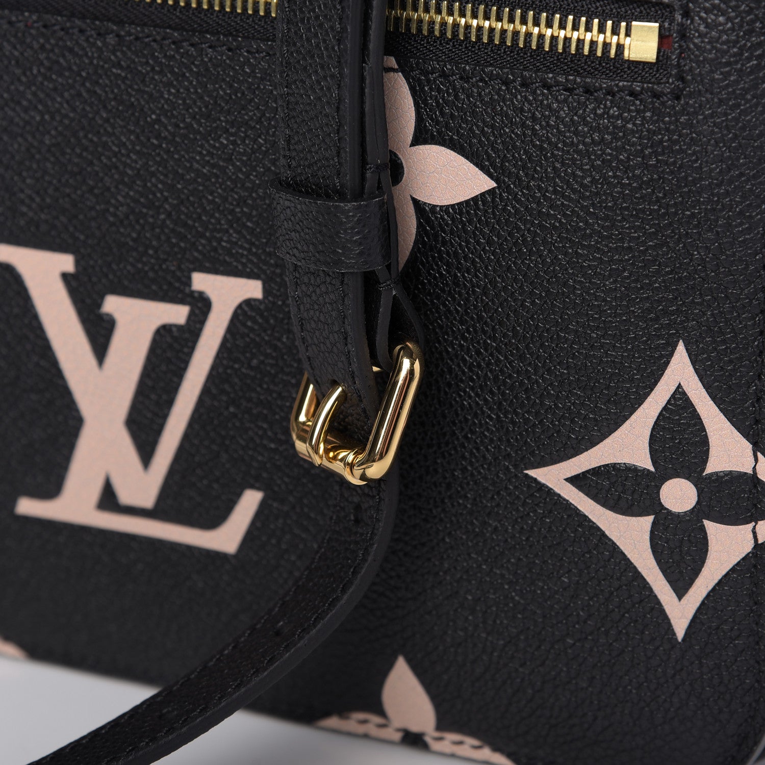 Louis Vuitton Empreinte Monogram Giant Pochette Metis Black Beige 9 of 9