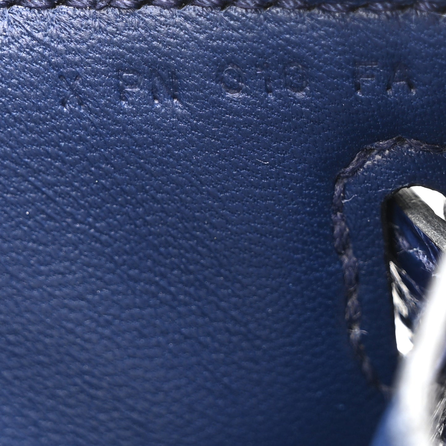 Shiny Alligator Kelly Pochette Bleu De Malte