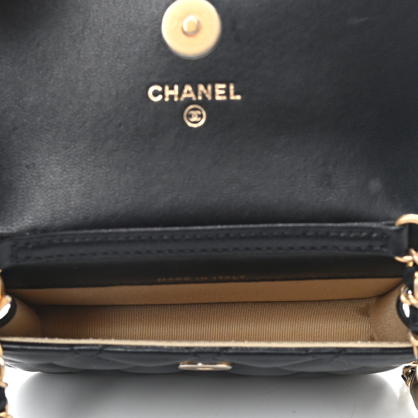 Lambskin Quilted Pearl Crush Clutch With Chain Black