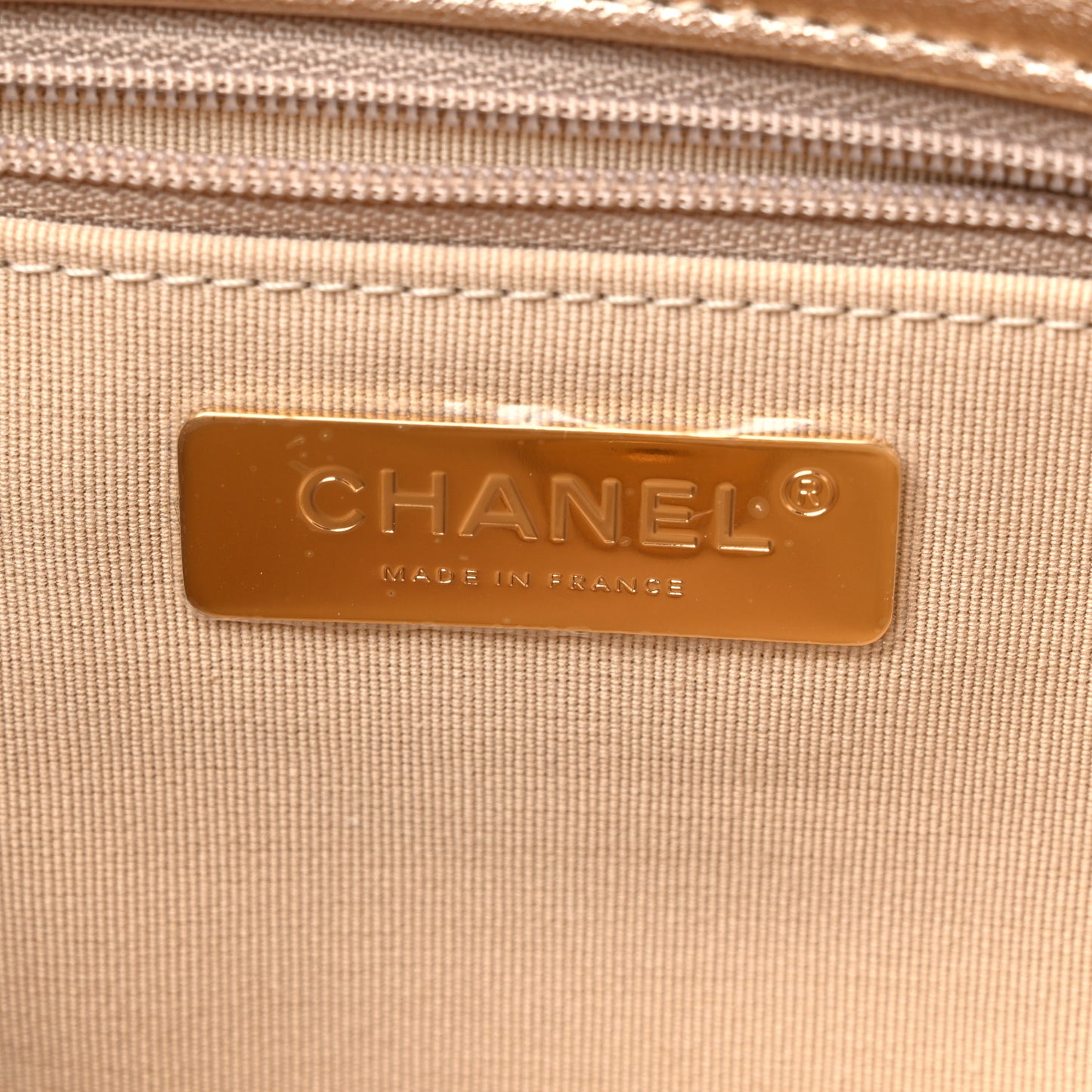 Metallic Calfskin Crochet Medium Chanel 19 Flap Gold