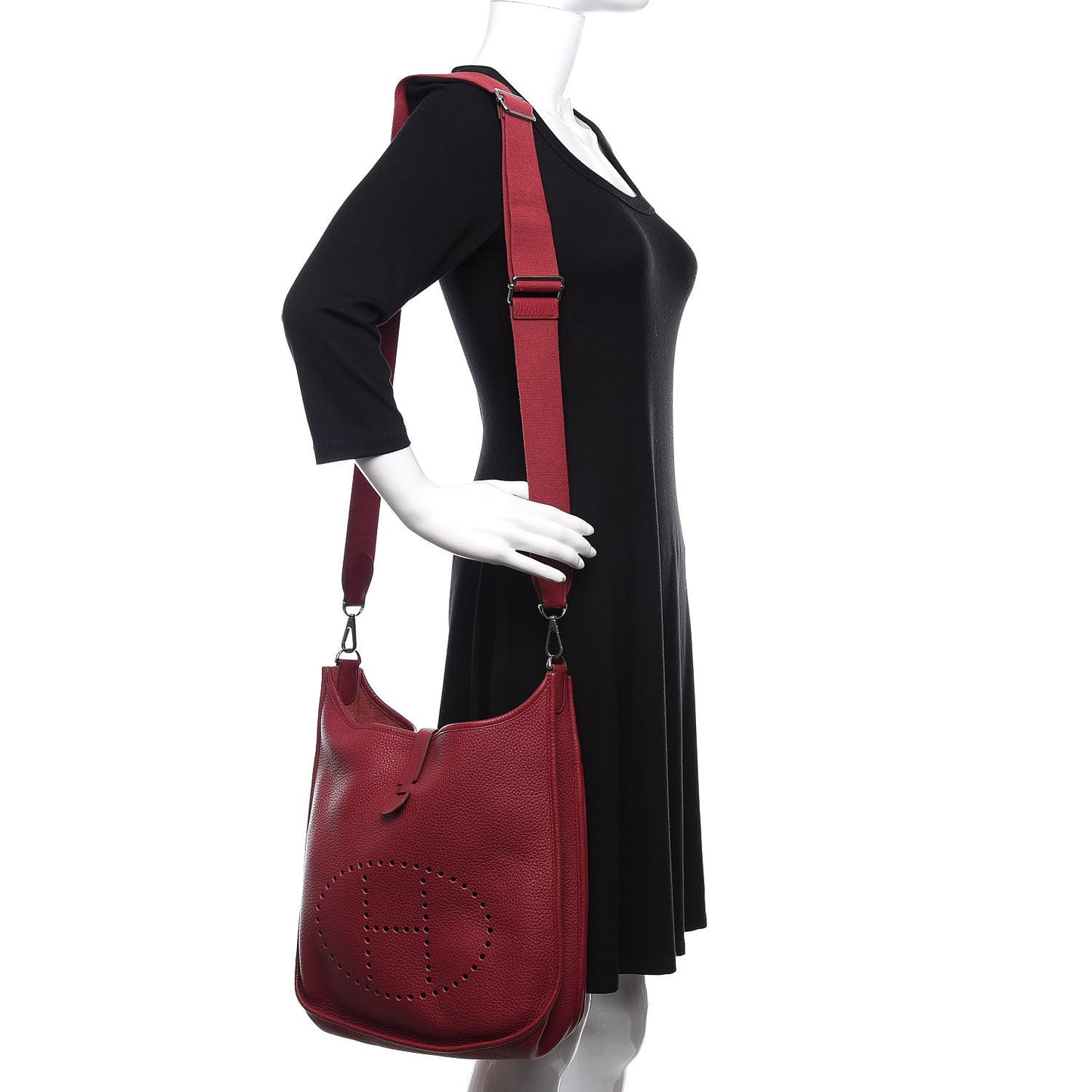 Taurillon Clemence Evelyne III PM Rubis