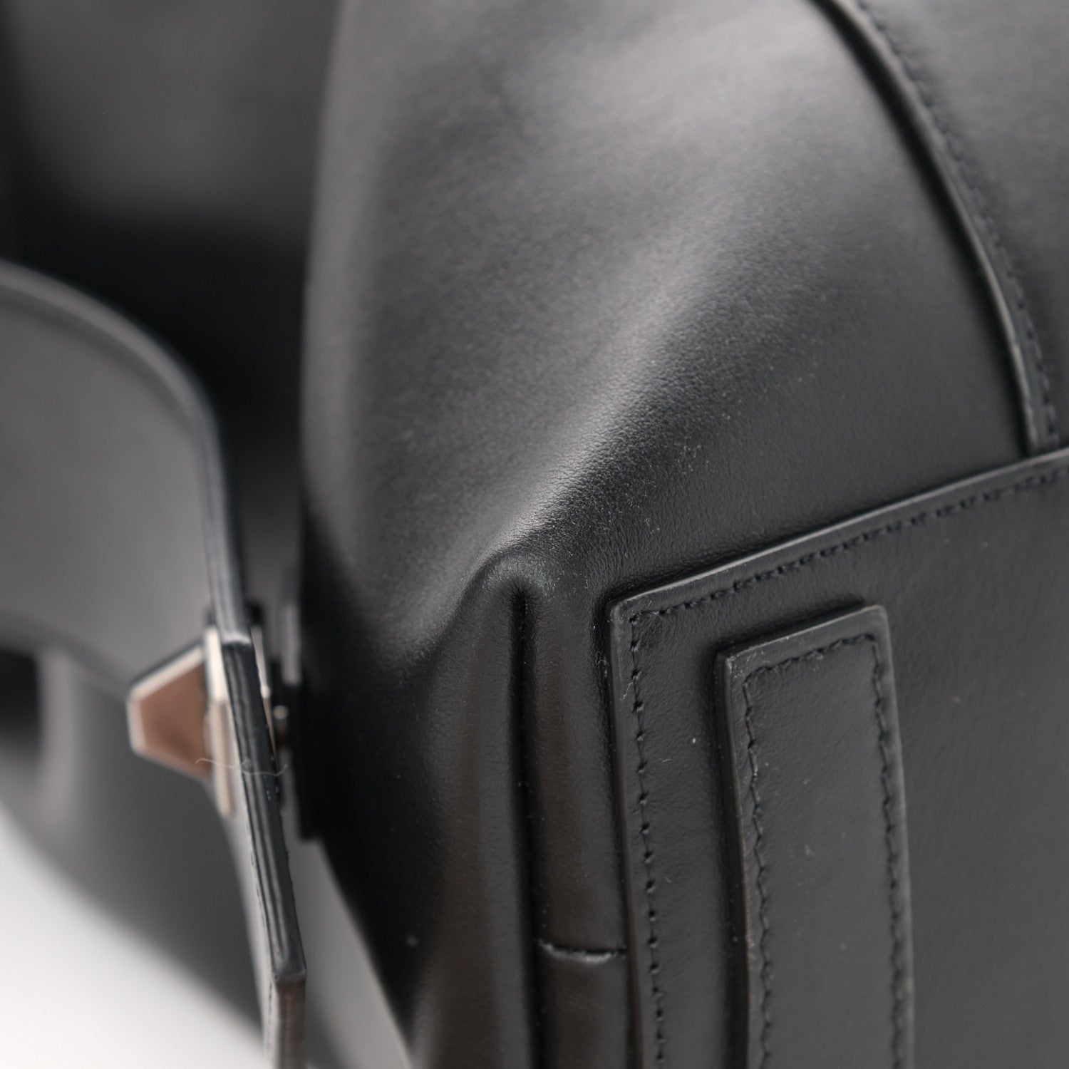 Givenchy Smooth Calfskin Medium Soft Antigona Black 23 of 31