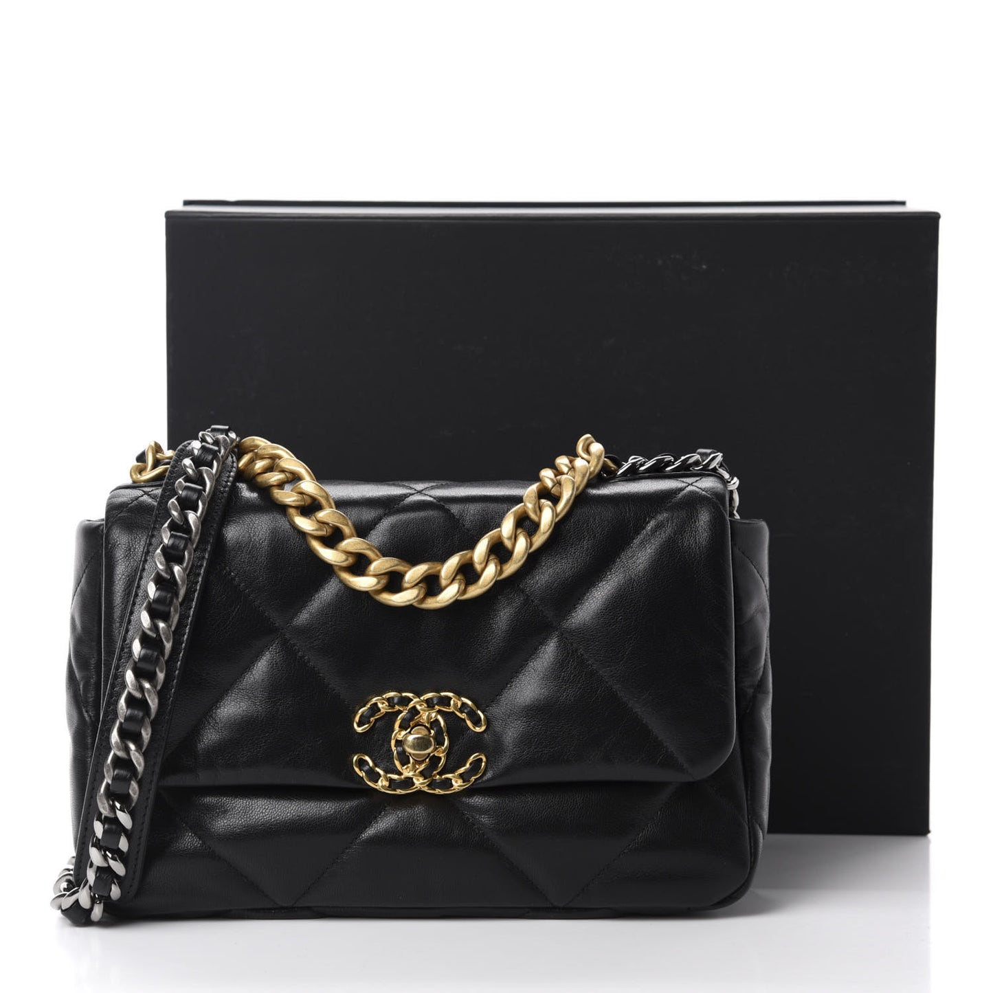 Goatskin Quilted Medium 19 Flap Black