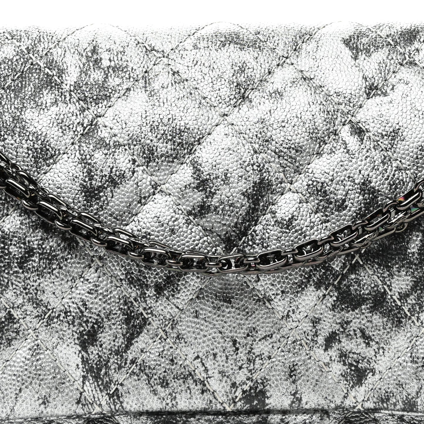 Metallic Caviar Quilted 2.55 Reissue 226 Flap Silver Black