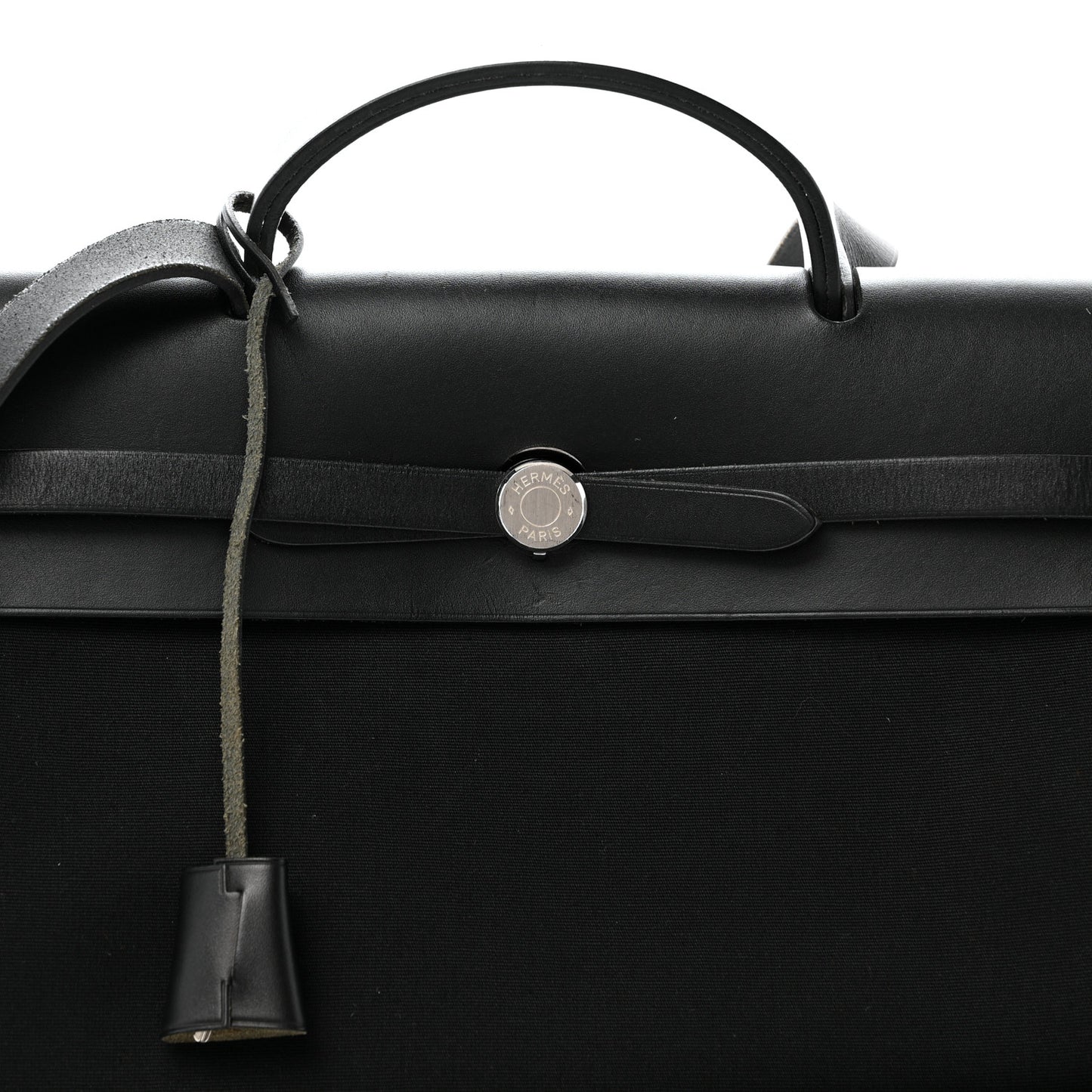 oile Vache Calfskin Herbag 39 MM Black