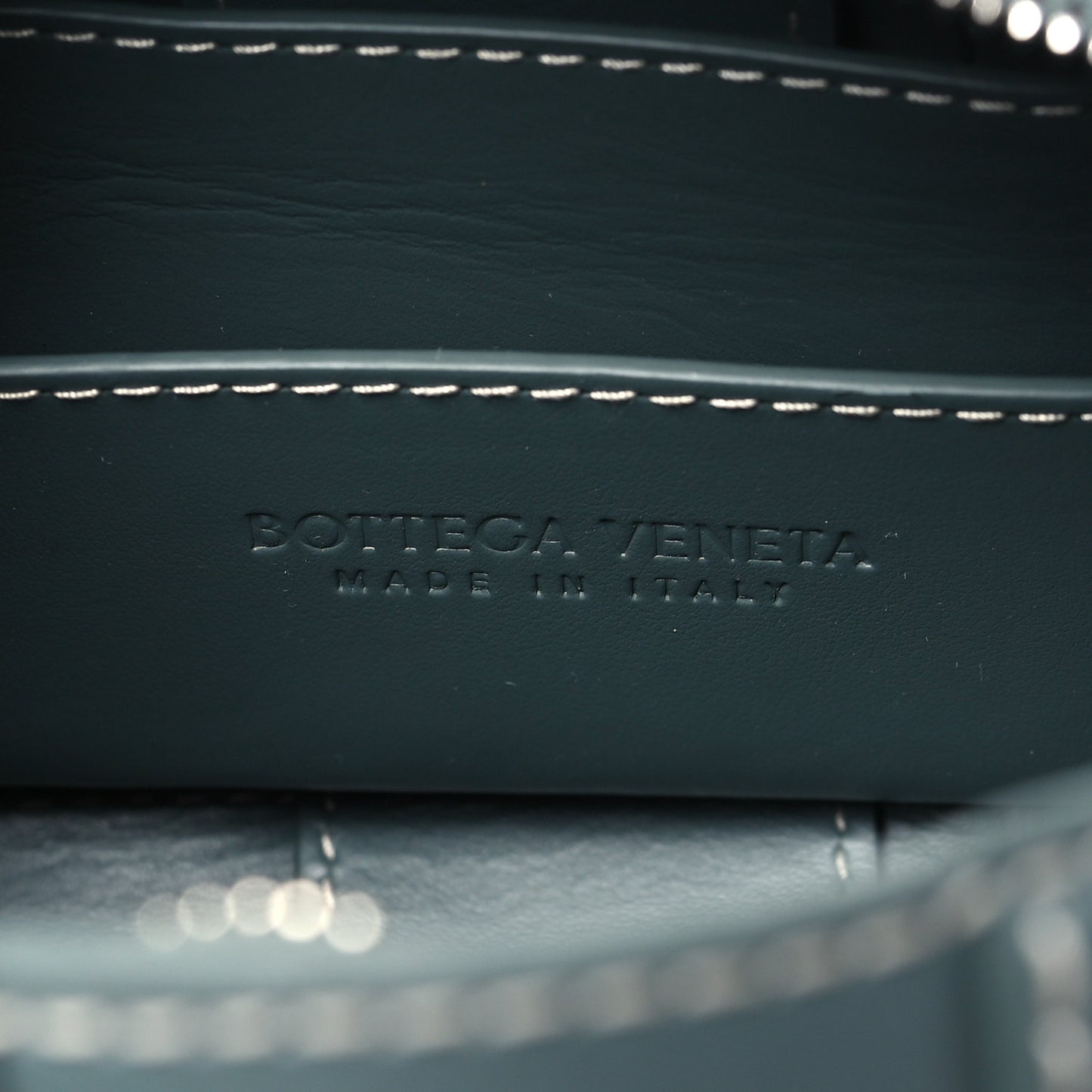 Lambskin Maxi Intrecciato Edge Stitch Cassette Shoulder Bag Thunder