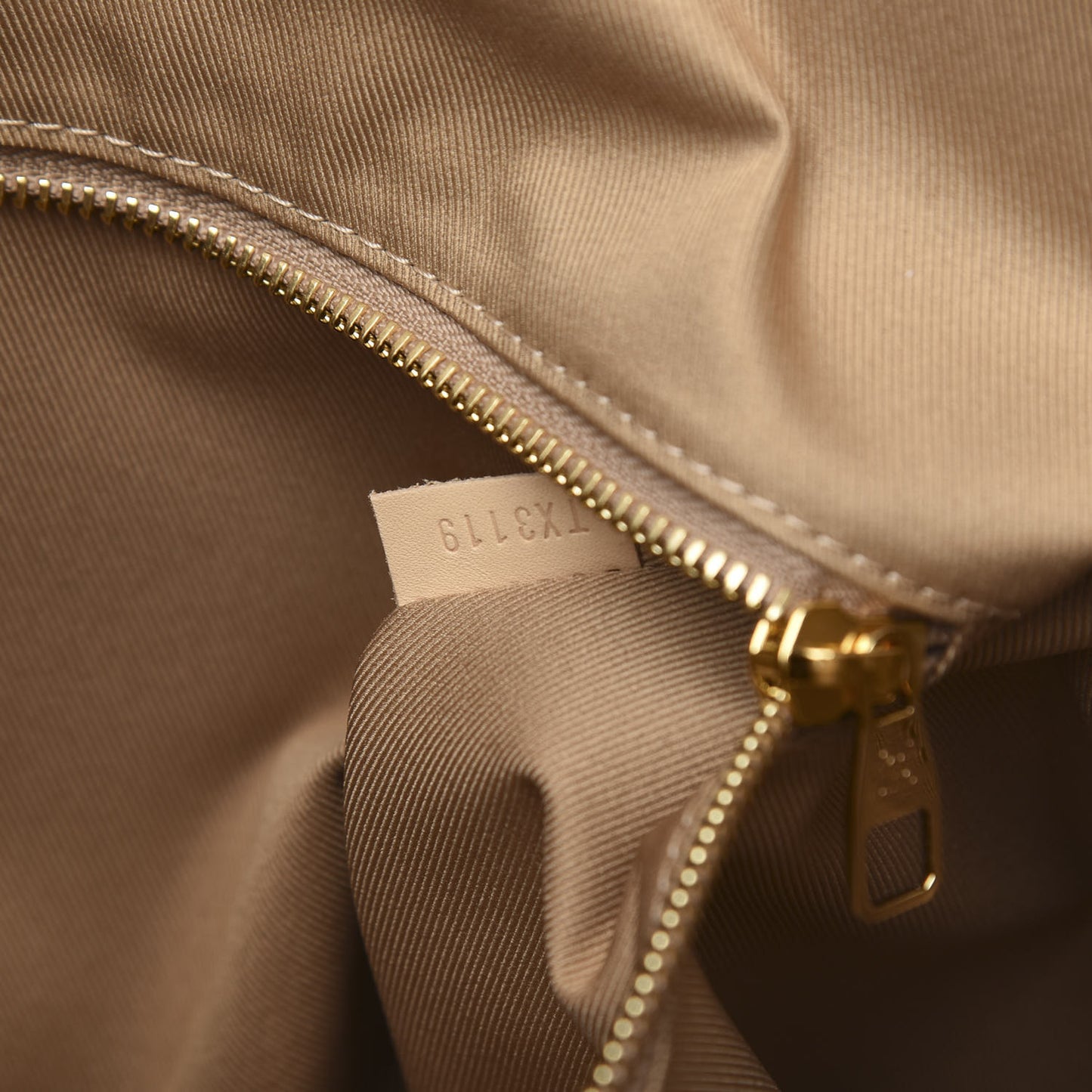 Monogram Graceful MM