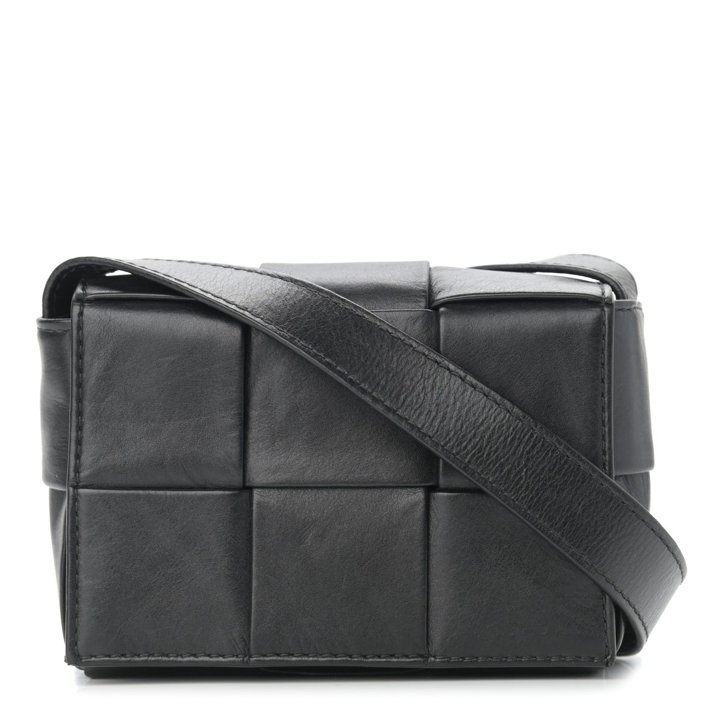 Paper Calfskin Intrecciato Cassette Black