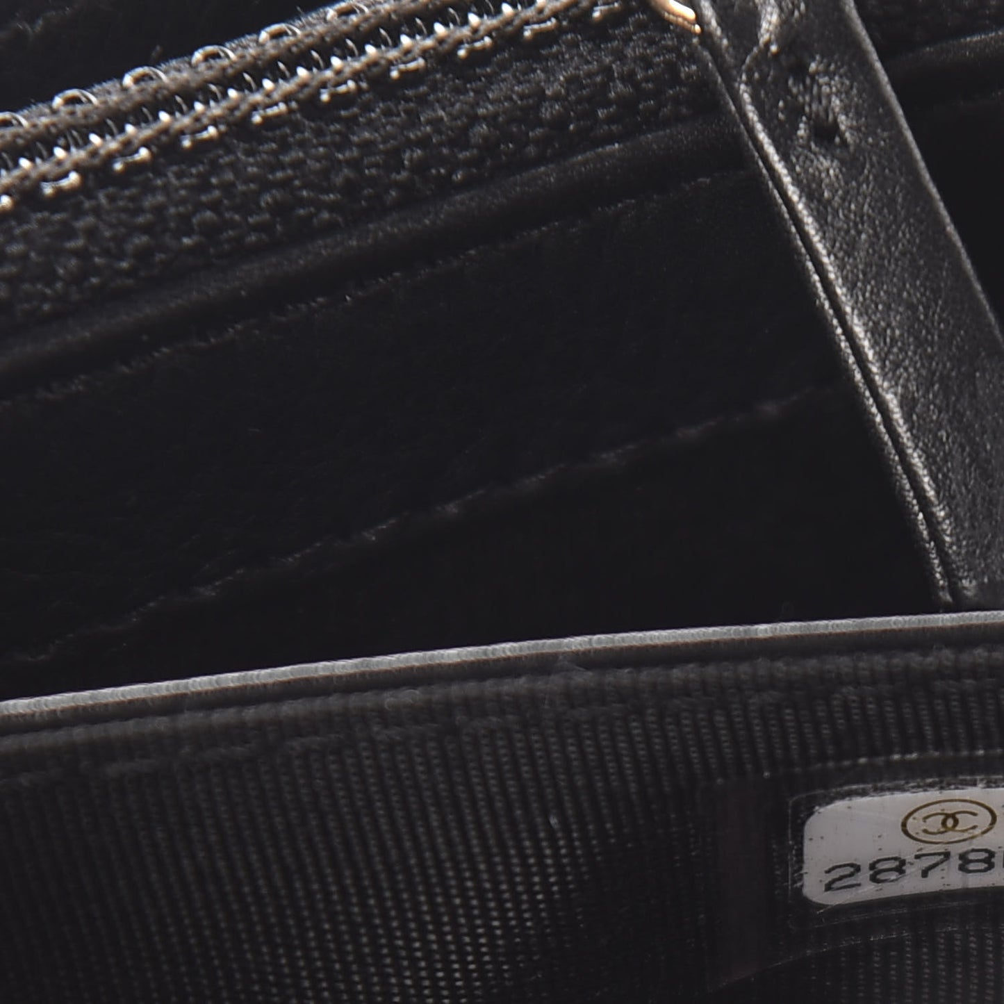 Calfskin Quilted Pearl CC Medium Flap Wallet Black