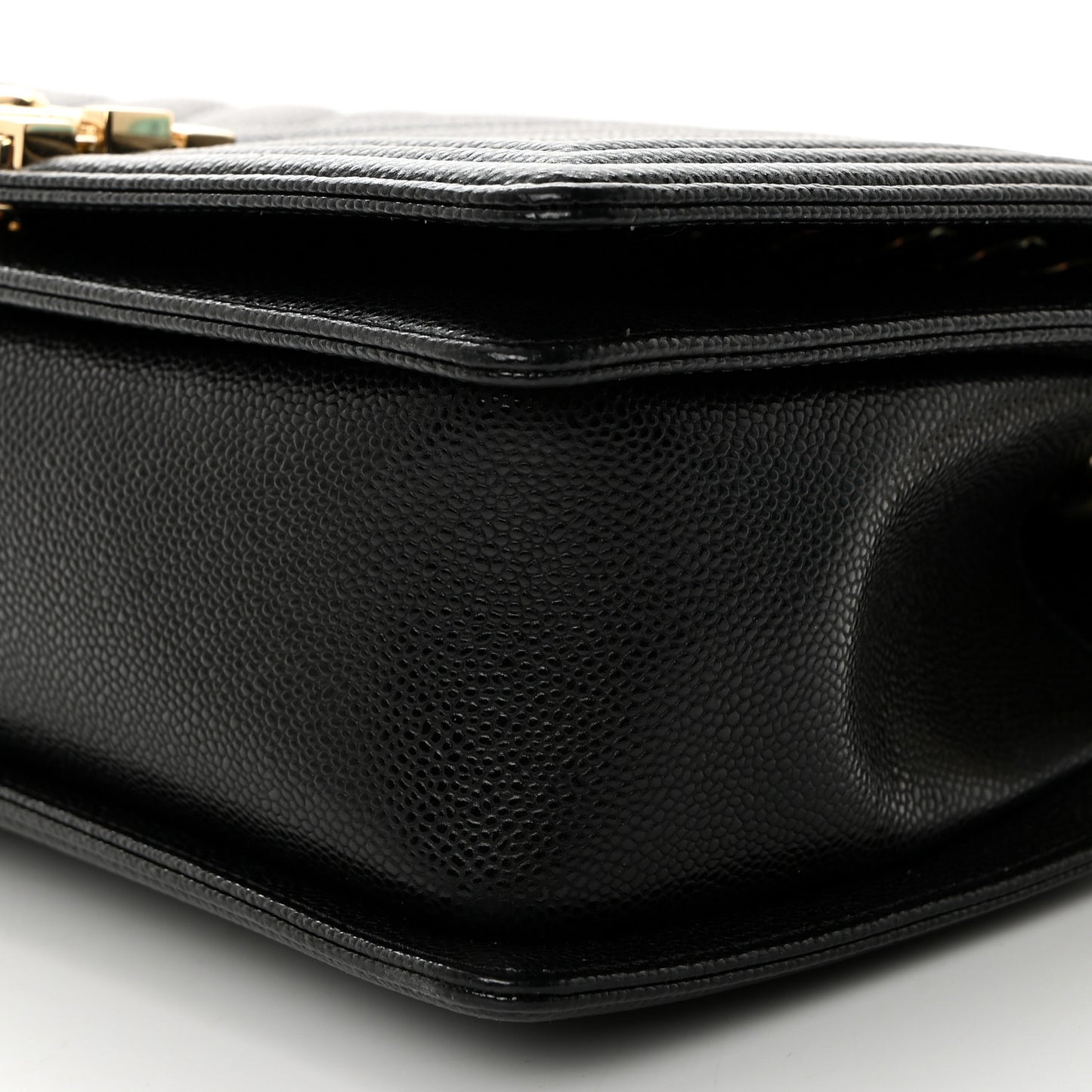 Caviar Chevron Quilted Medium Boy Flap Black