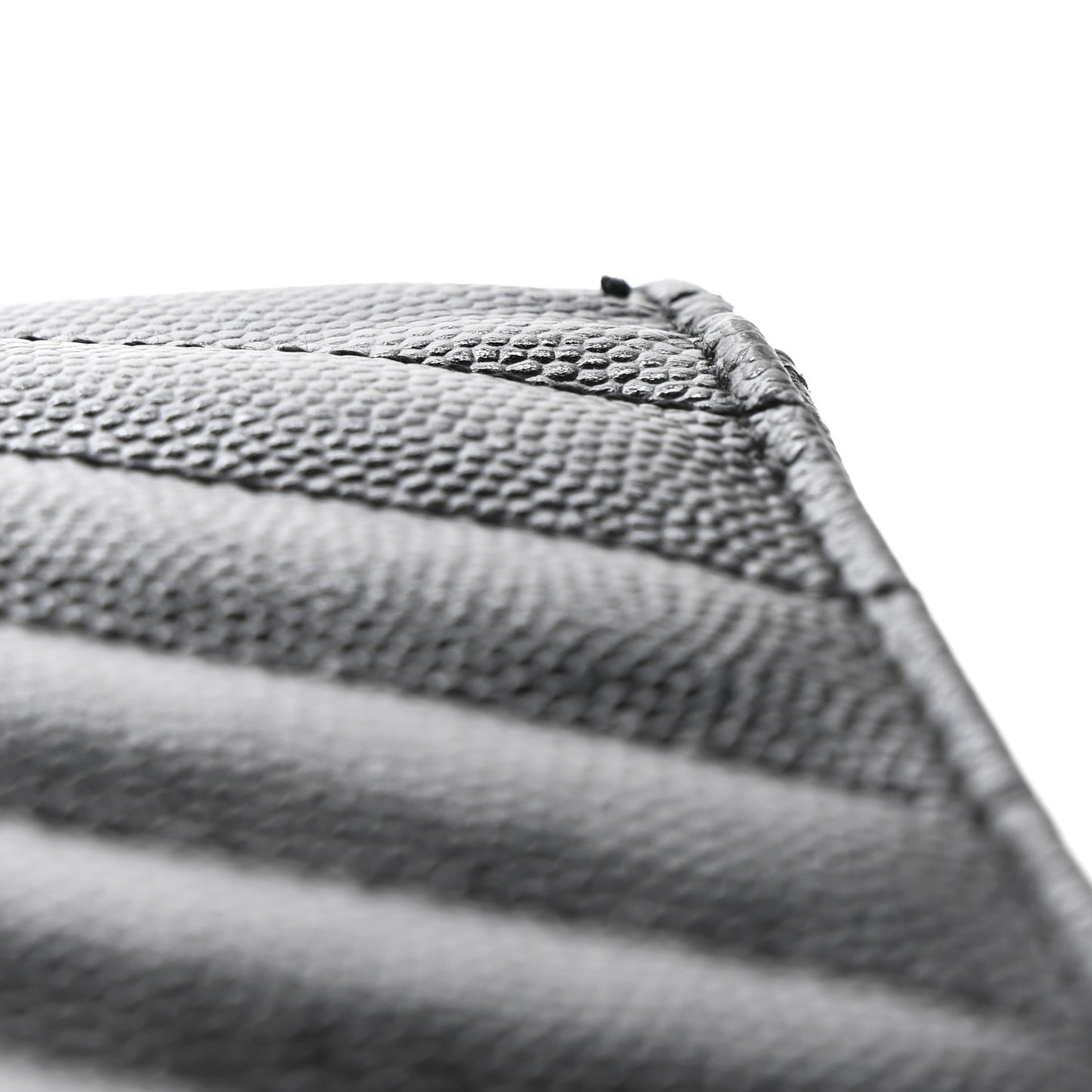 Grain De Poudre Matelasse Chevron Monogram Monochrome Chain Wallet Black