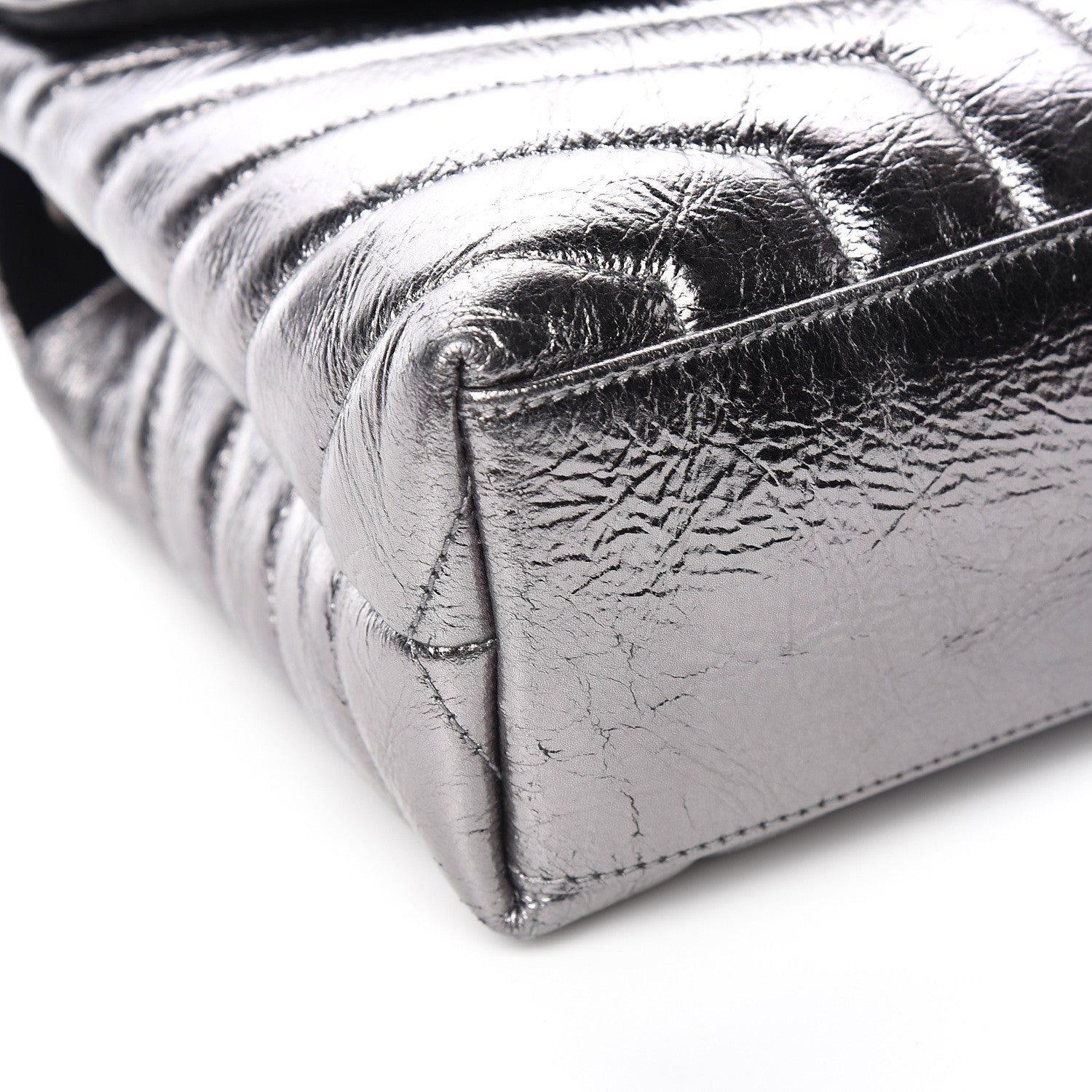 Saint Laurent Metallic Calfskin Y Quilted Monogram Small Loulou Chain Satchel Acciaio 8 of 11