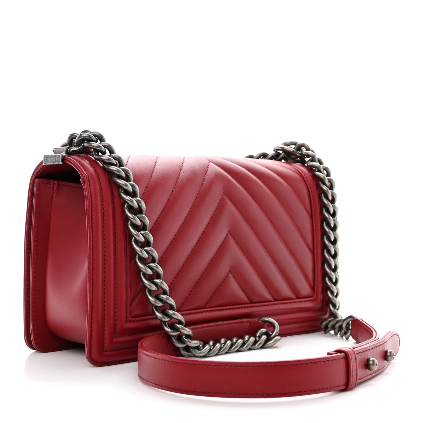 Lambskin Chevron Quilted Medium Boy Flap Red