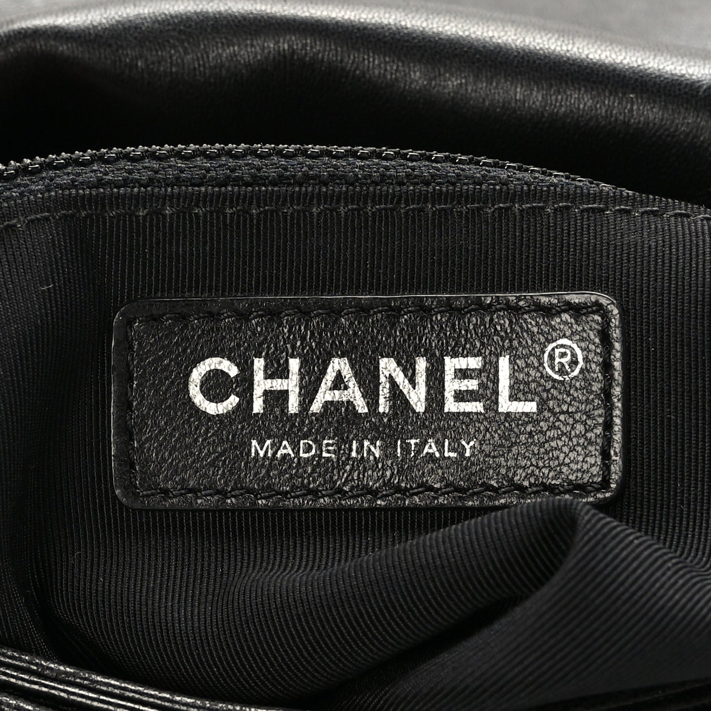 Patent Quilted Medium Rock In Rome Single Flap Black