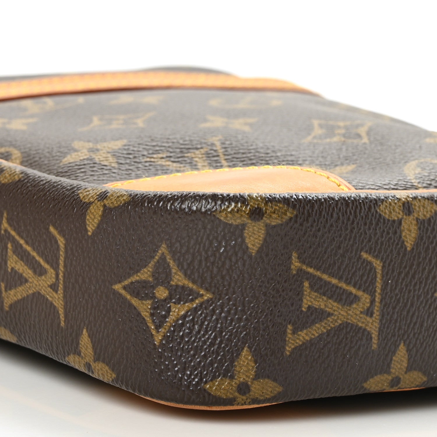 Louis Vuitton Monogram Danube 21 7 of 9