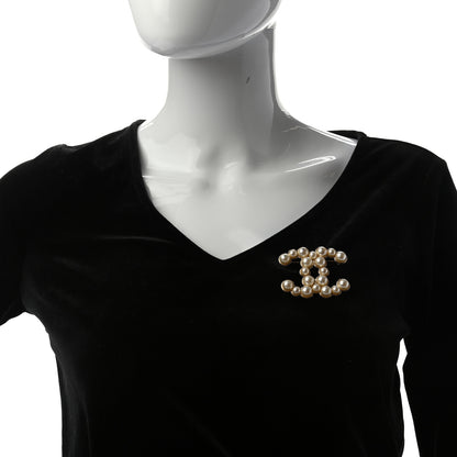 Chanel Pearl CC Brooch Gold Pearly White 2 of 5