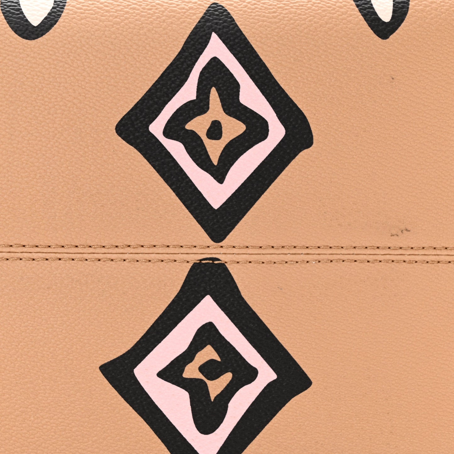 Monogram Giant Wild At Heart Onthego GM Arizona