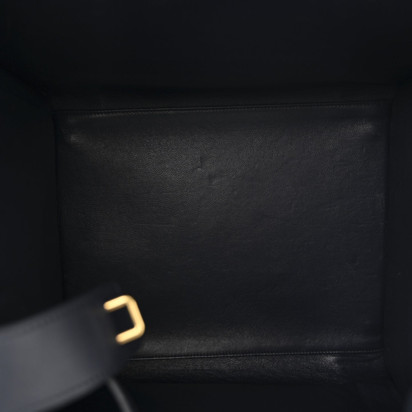 Crocodile Embossed Nubuck Medium Phantom Luggage Navy Blue
