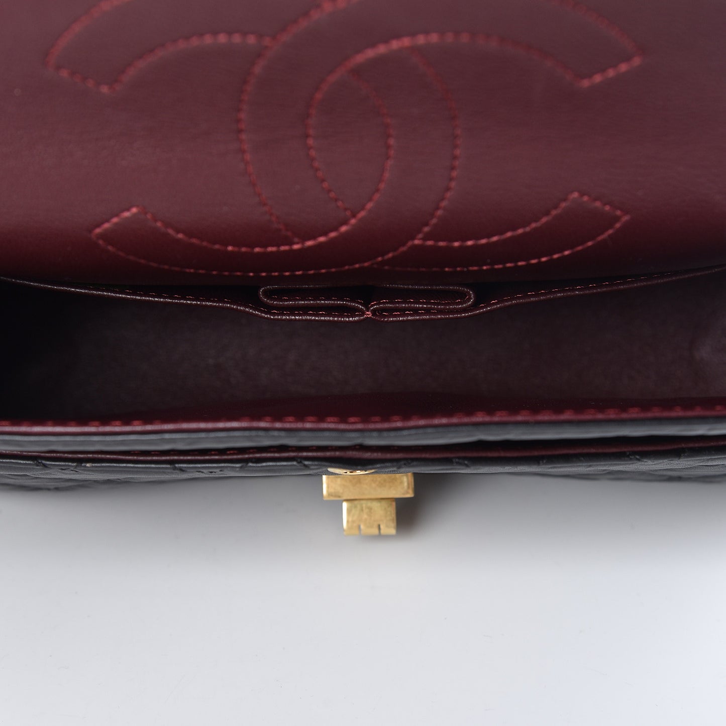 Aged Calfskin Quilted 2.55 Reissue 225 Flap Black