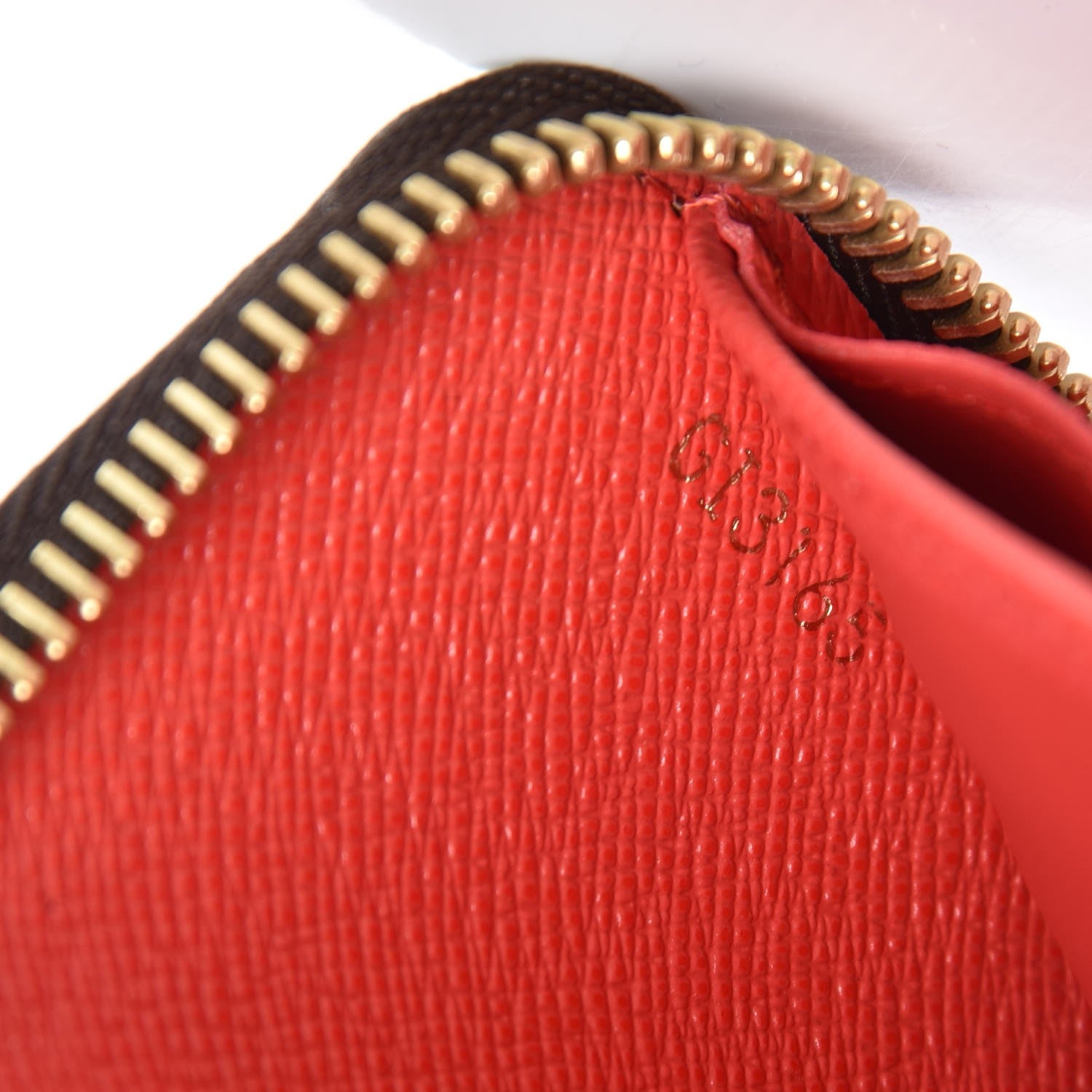 Louis Vuitton Damier Ebene 2015 Christmas Animation Zippy Wallet Poppy 7 of 7