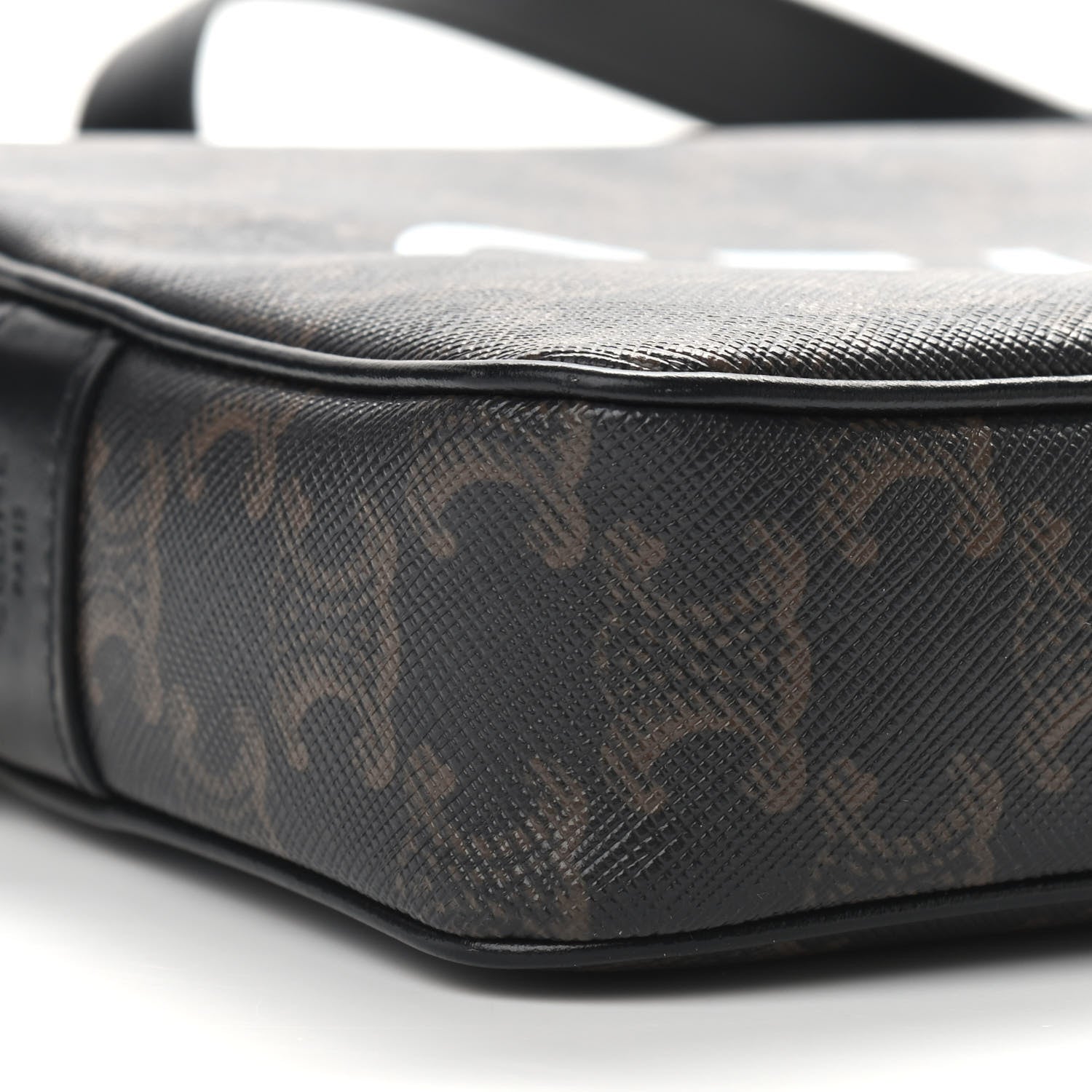 Celine Triomphe Canvas Medium Messenger Bag Black 8 of 9