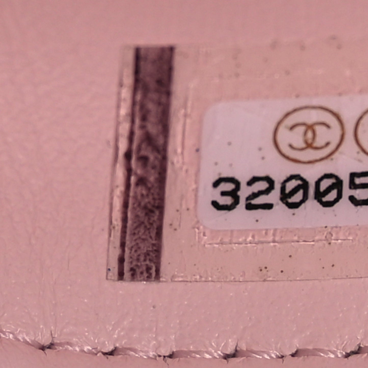 Caviar Quilted Small Vanity Case With Chain Light Pink