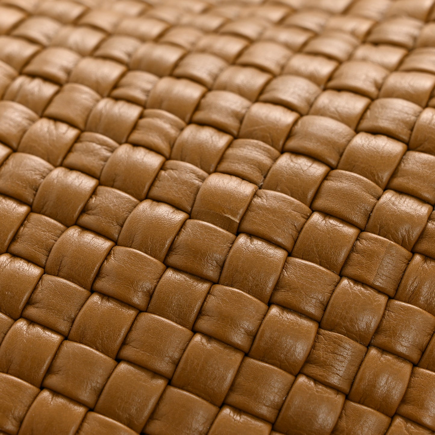 Calfskin Intreccio Tosca Acorn