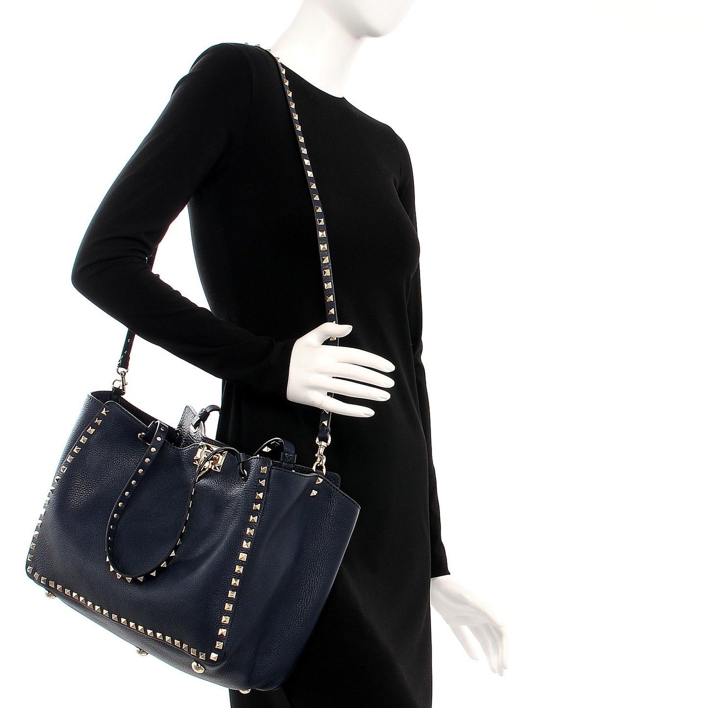 Pebbled Calfskin Medium Rockstud Tote Marine