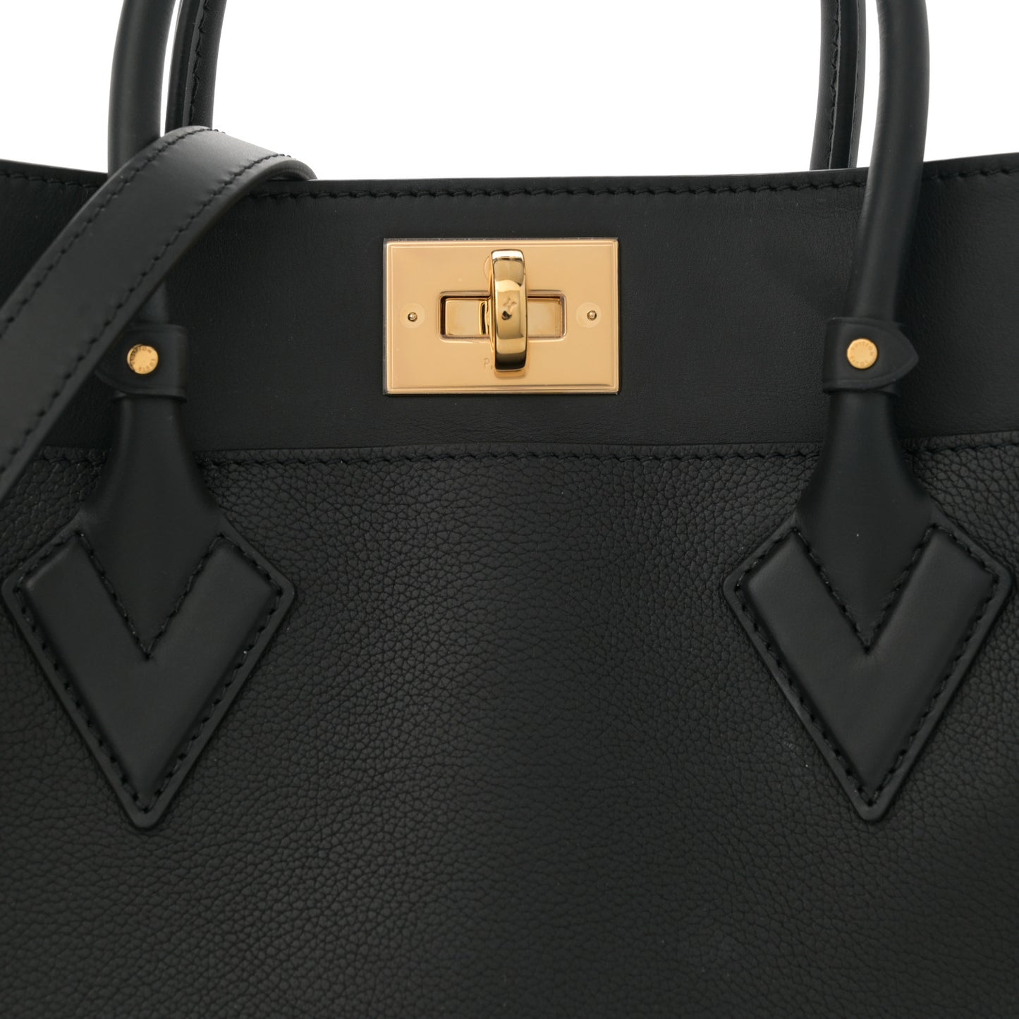 Calfskin Monogram Tufting On My Side Black