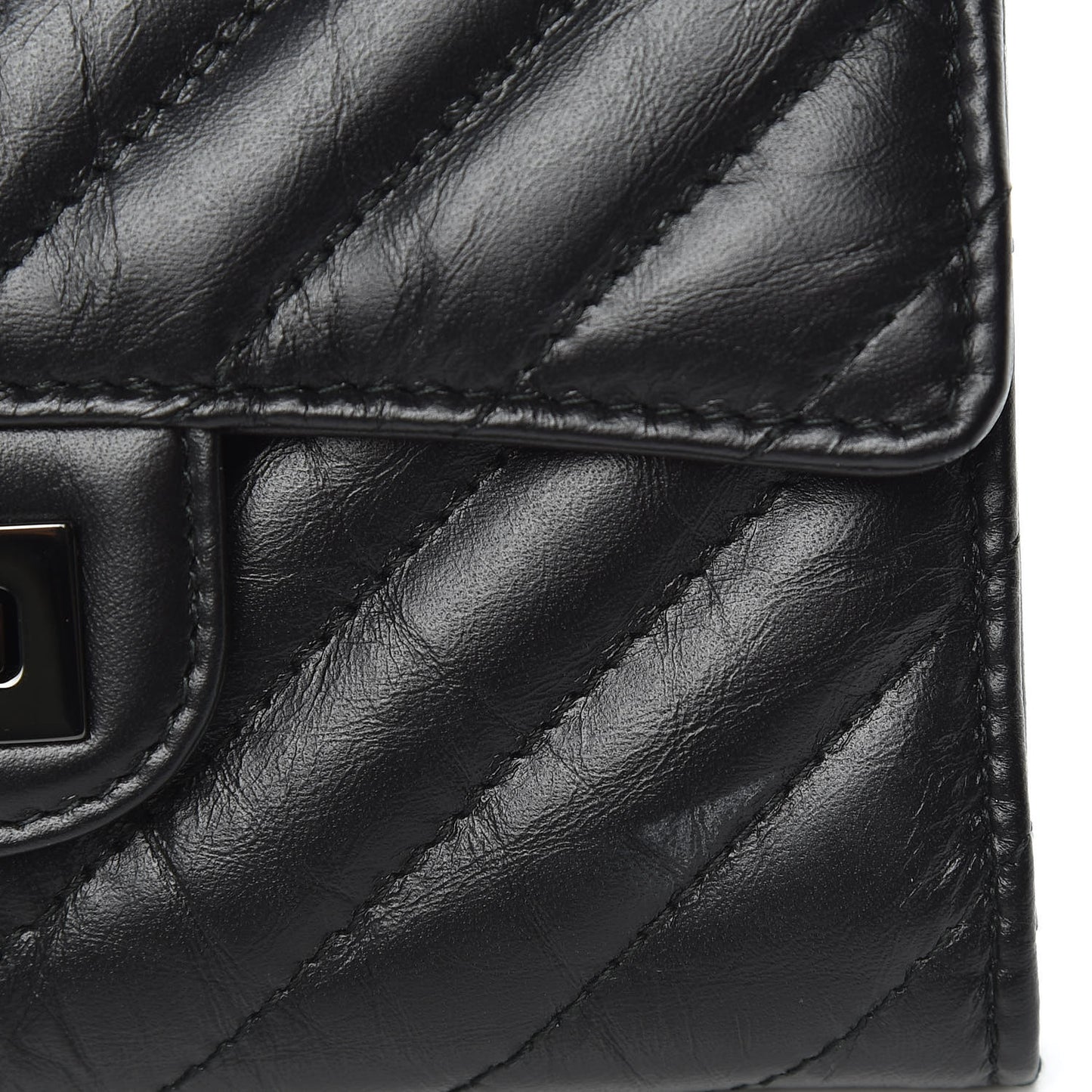Aged Calfskin Chevron Quilted Reissue Medium Flap Wallet So Black