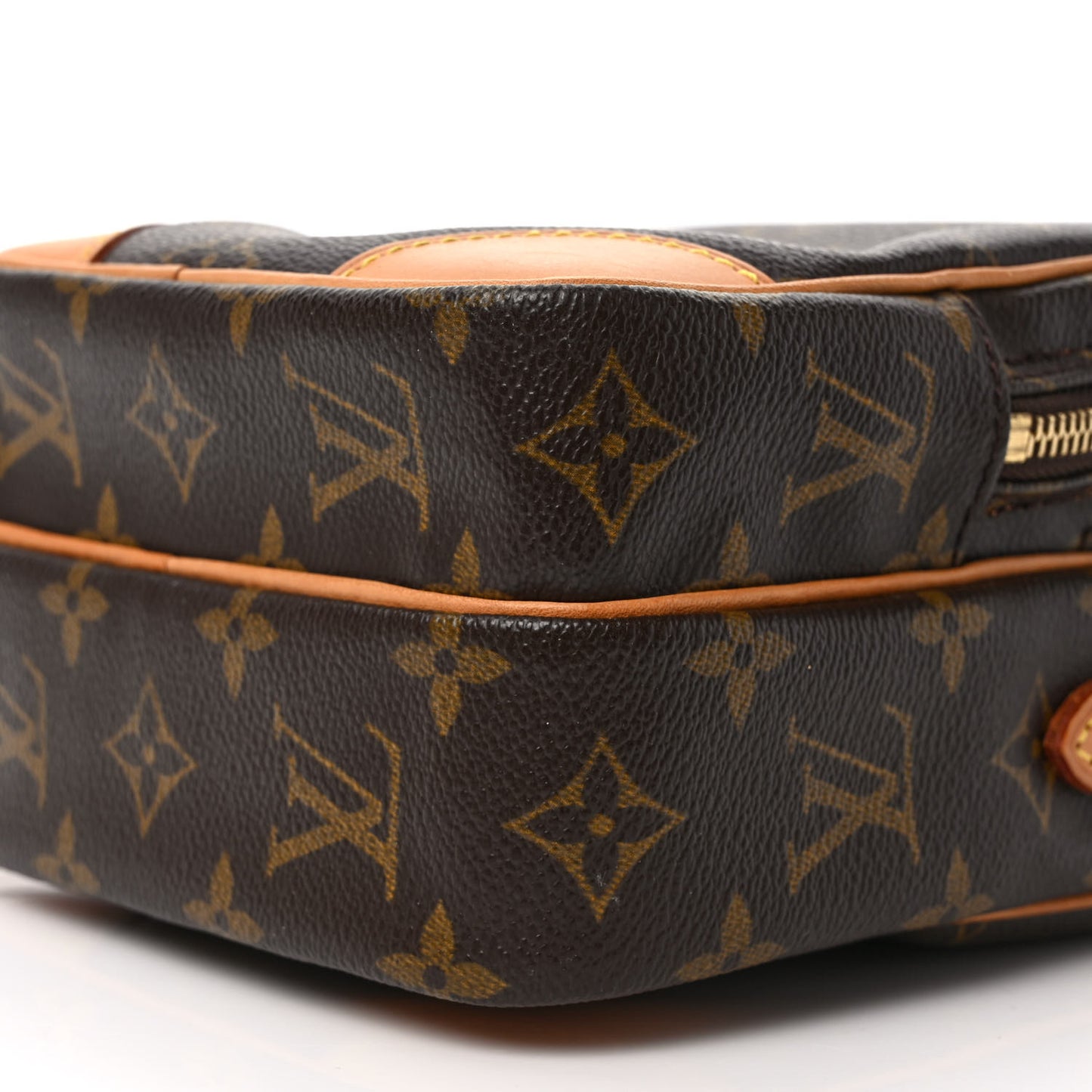 Monogram Amazone