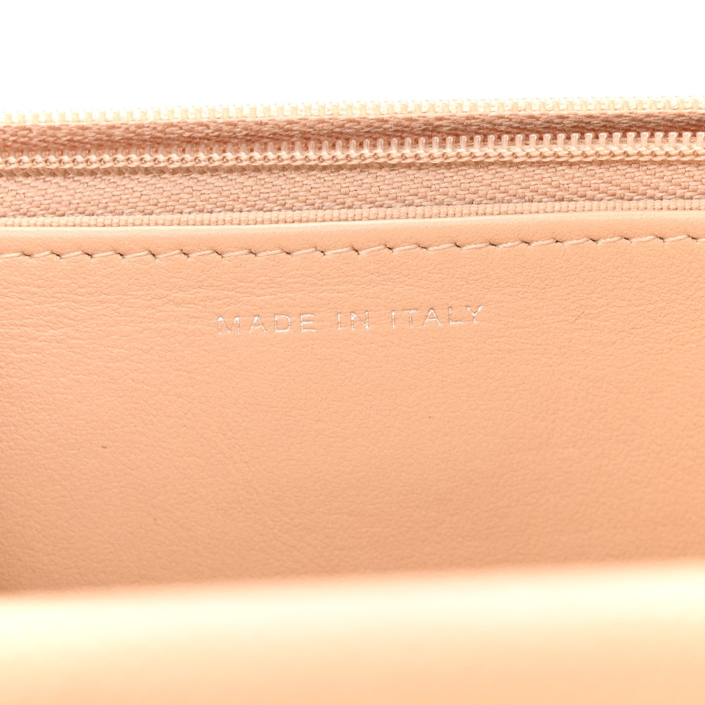 Caviar Quilted Wallet on Chain WOC Beige