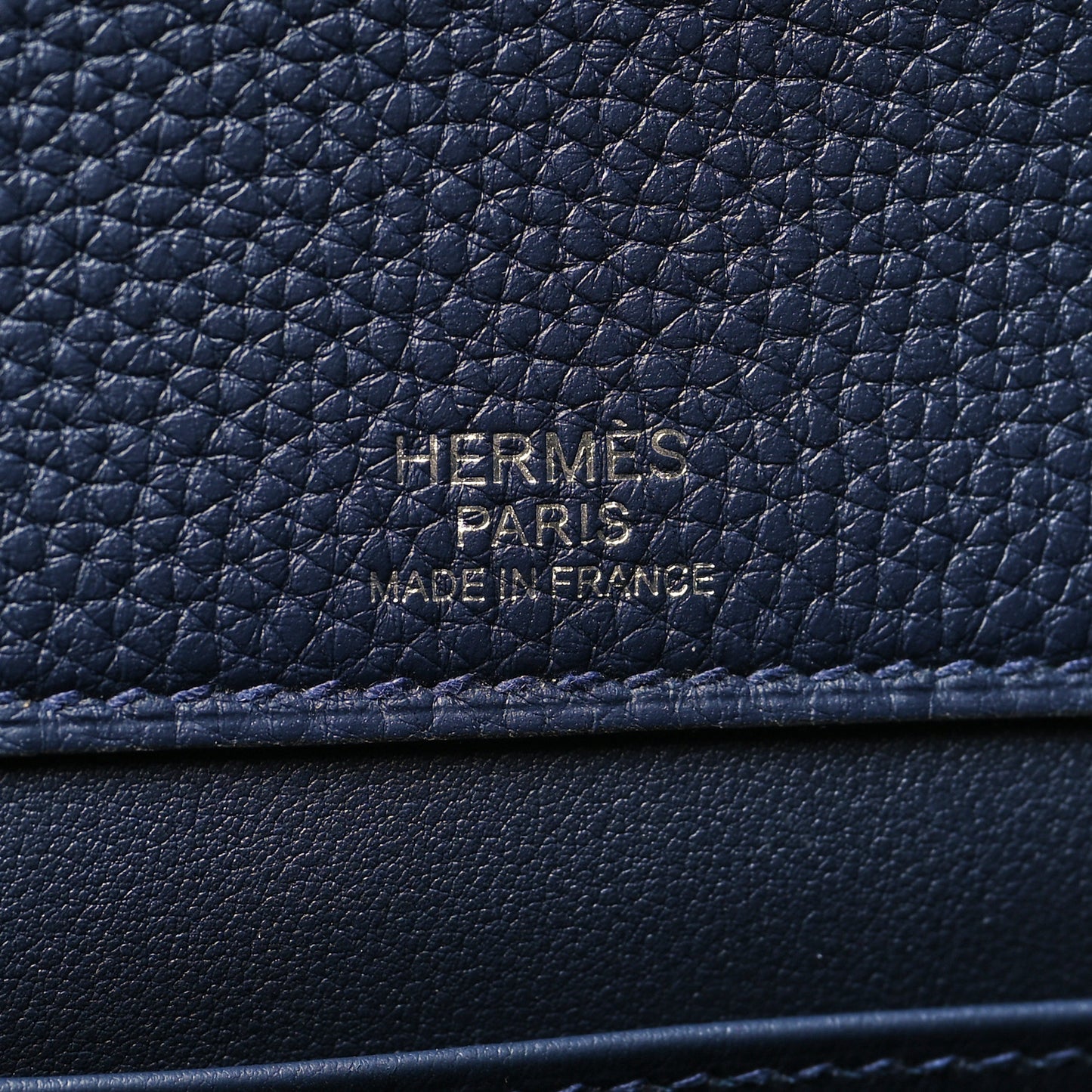 Togo Sac A Depeches 29 Messenger Bag Bleu Nuit