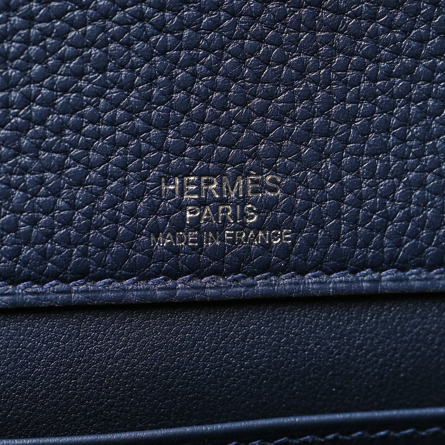 Hermes Togo Sac A Depeches 29 Messenger Bag Bleu Nuit 7 of 12
