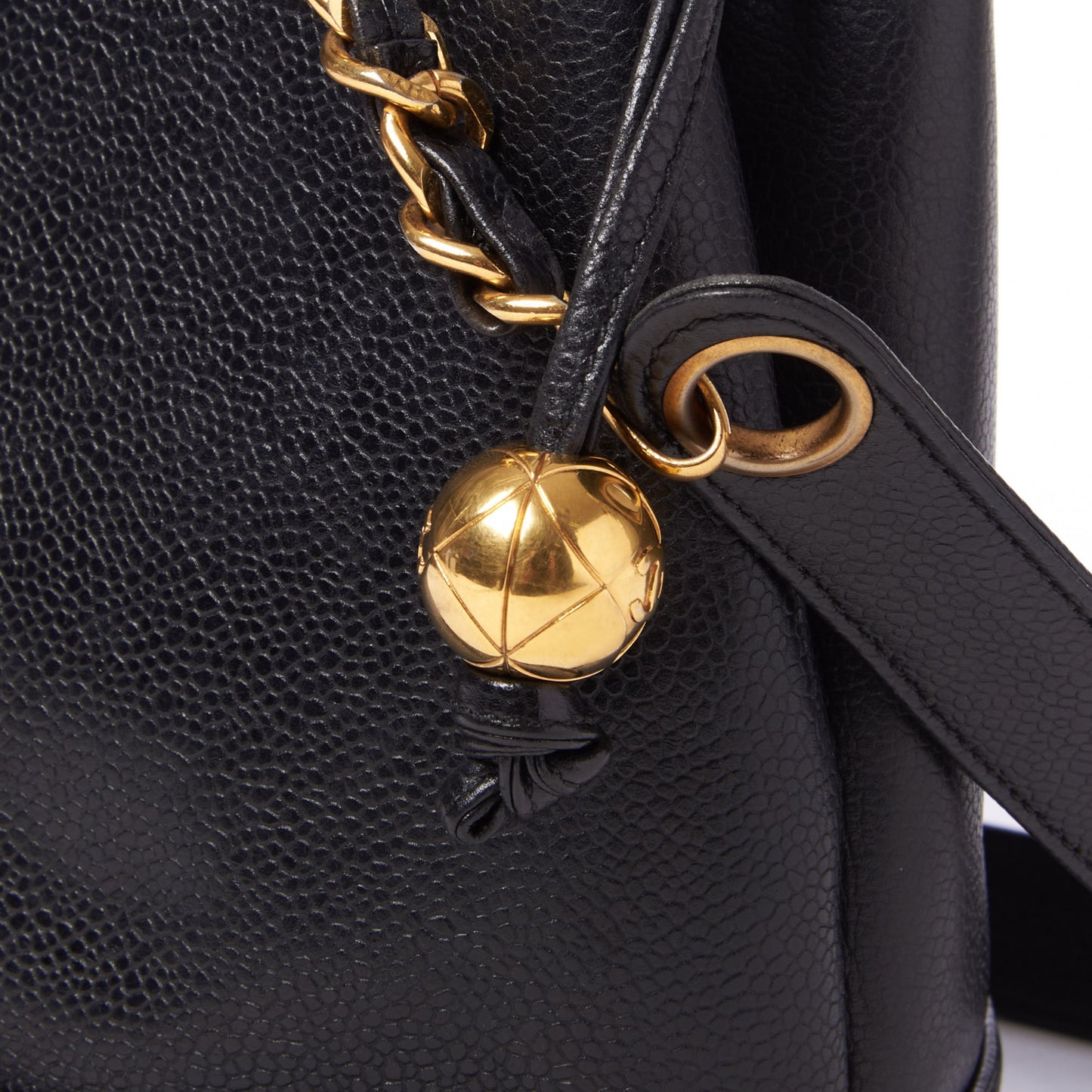 Caviar CC Shoulder Bag Black