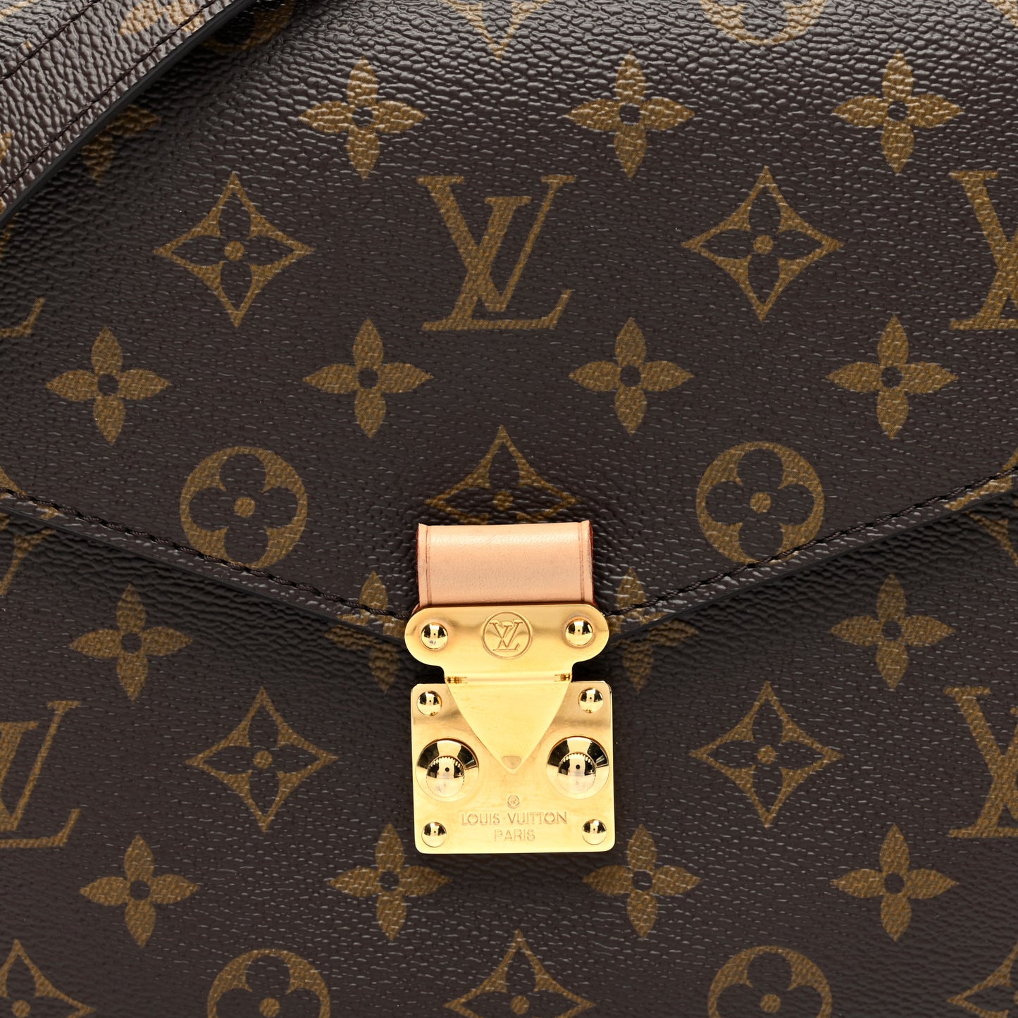 Monogram Pochette Metis