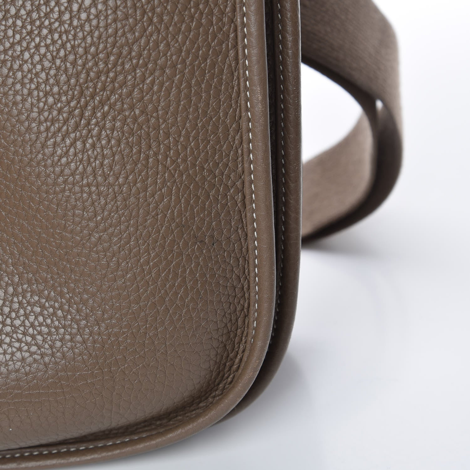 Hermes Taurillon Clemence Evelyne III PM Etoupe 9 of 16