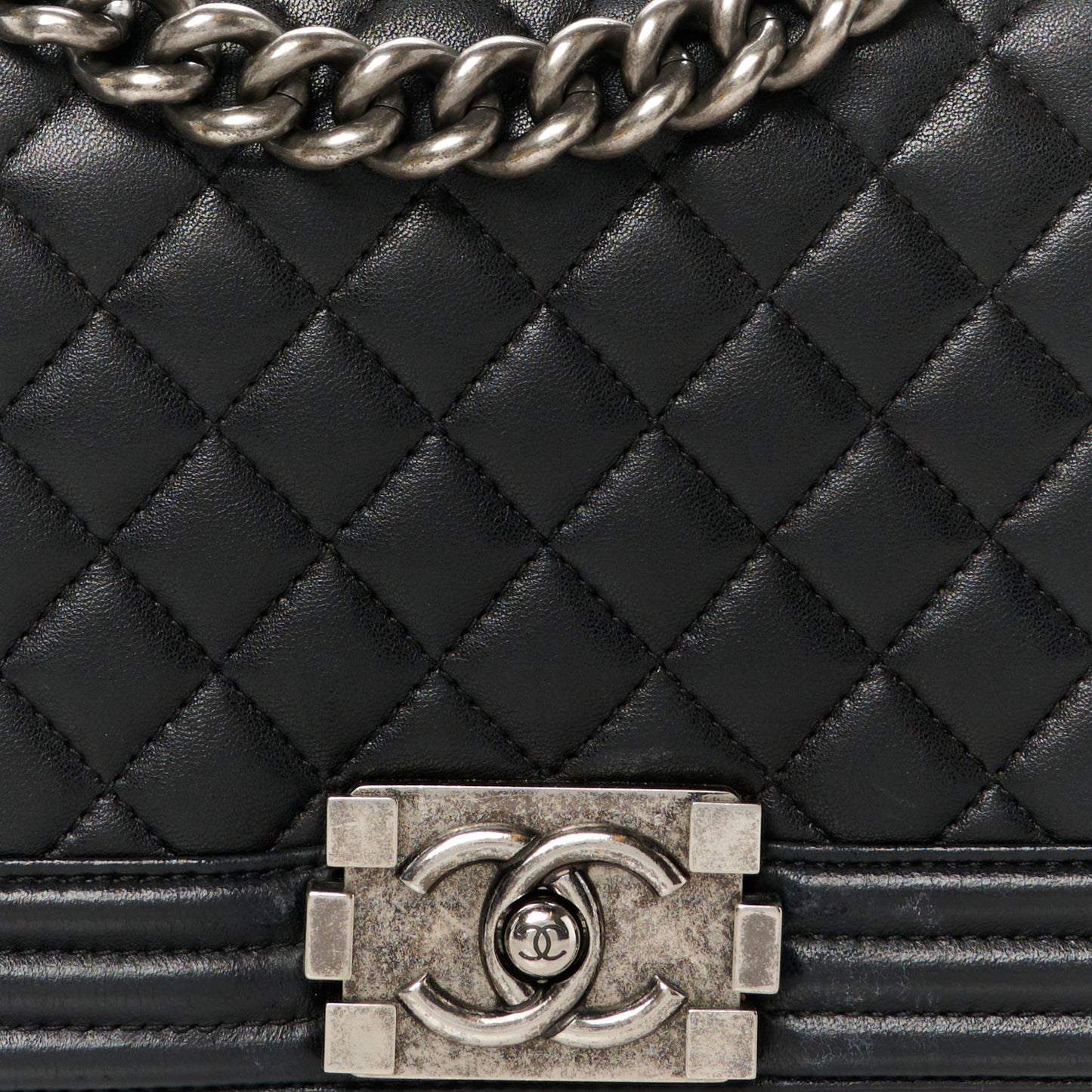Lambskin Quilted Medium Boy Flap Black