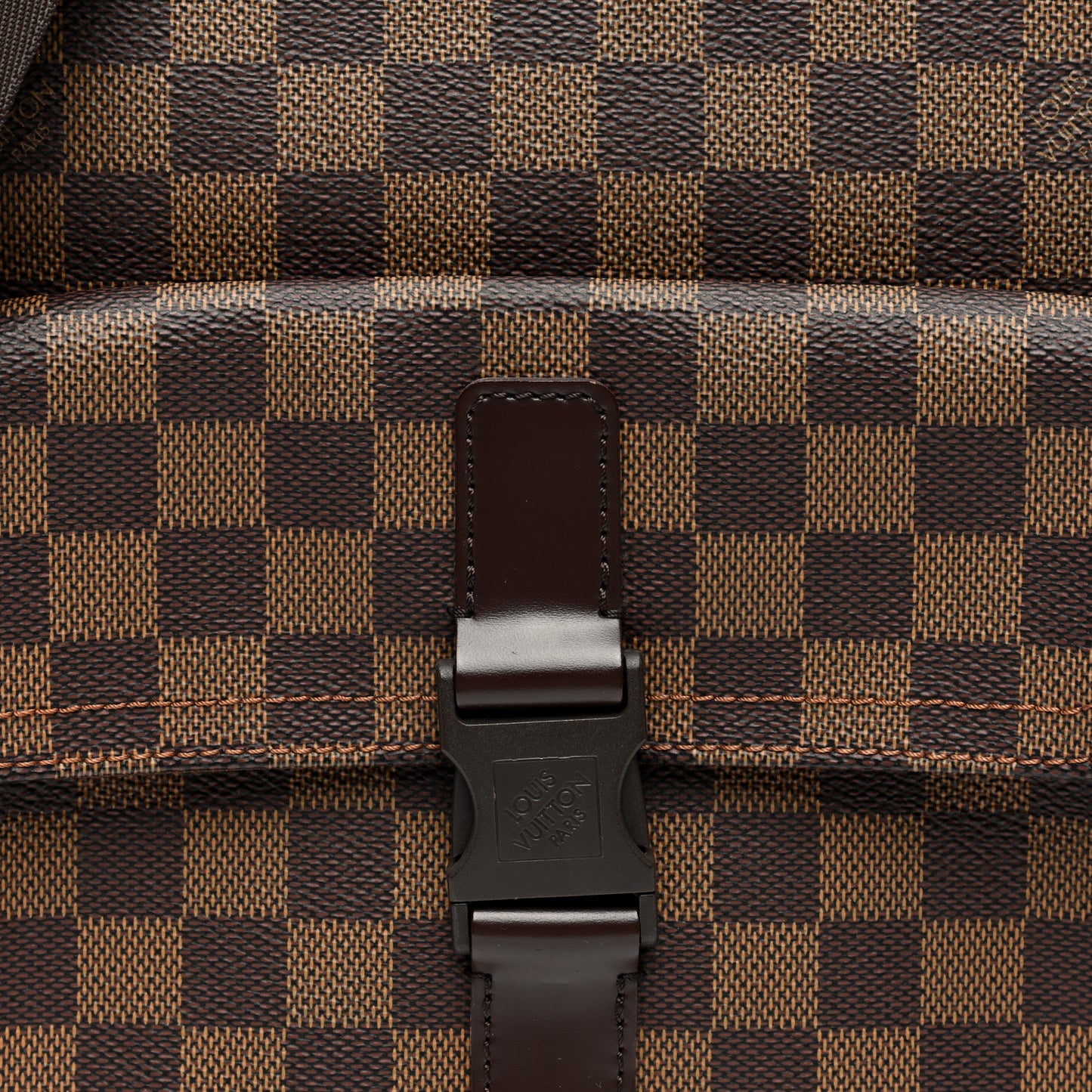 Damier Ebene Pochette Melville