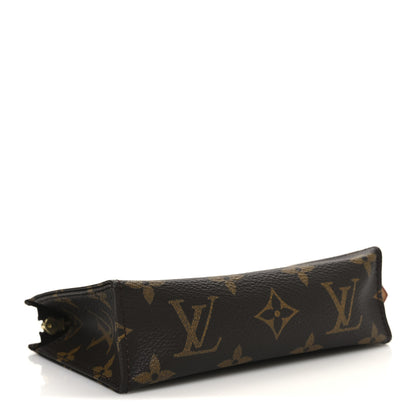 Louis Vuitton Monogram Toiletry Pouch 15 4 of 10