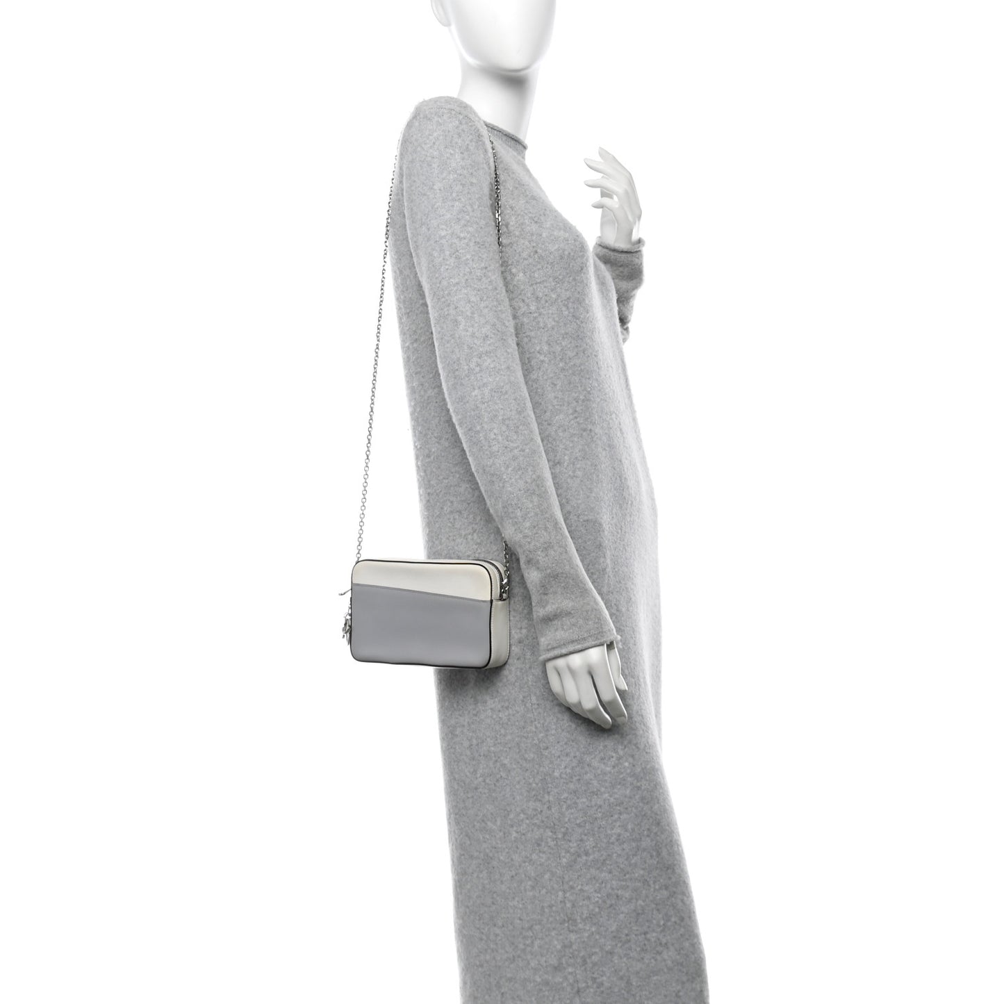 Calfskin Chain Wallet Grey Off White