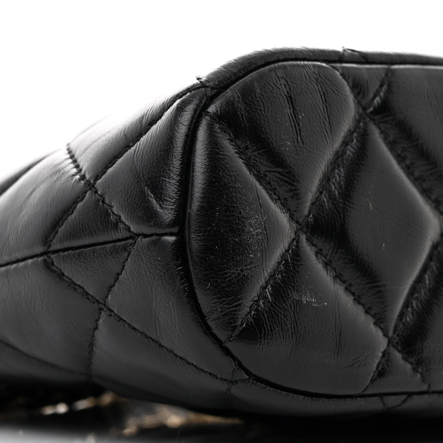 Shiny Lambskin Quilted Shiny Coco Clutch With Chain Black