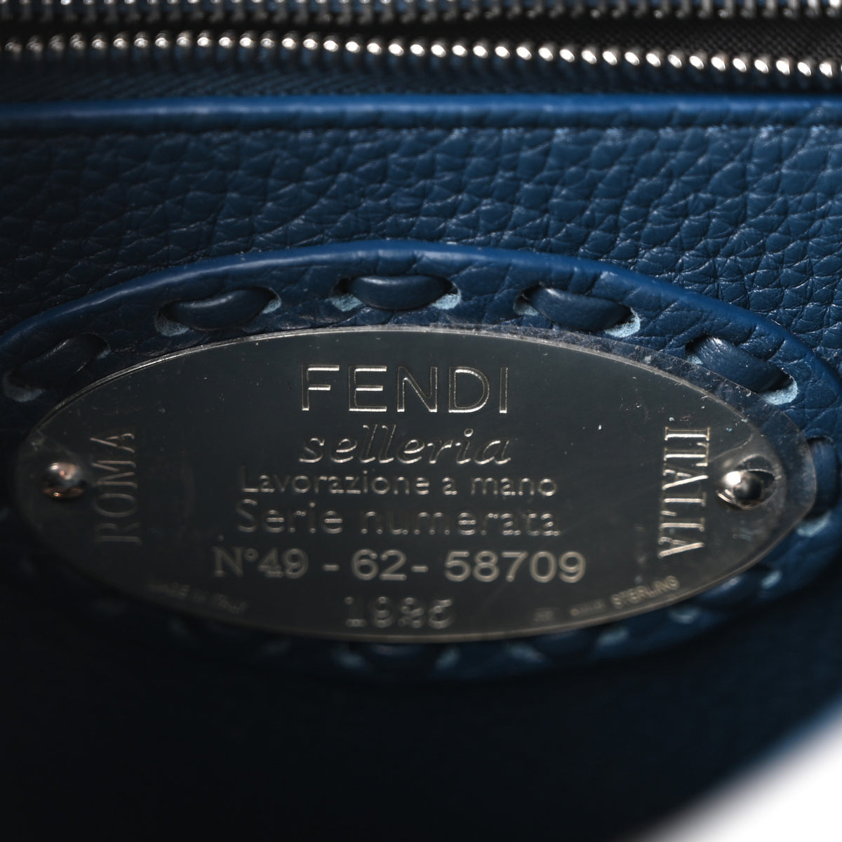 Cuoio Romano Selleria Macro Stitchings Mini Peekaboo Iconic Satchel Placca Argento
