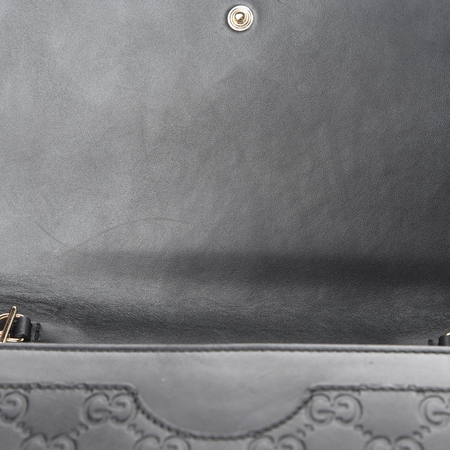Gucci Guccissima Signature Bowy Chain Wallet Black 10 of 15