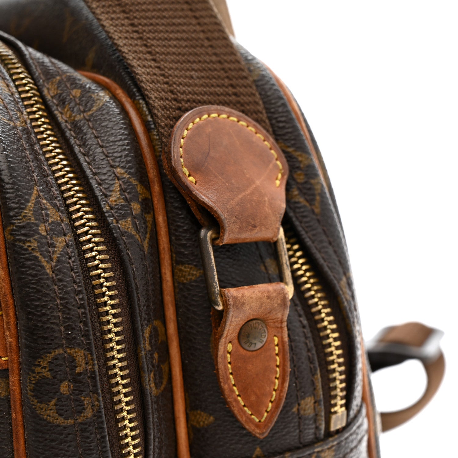 Louis Vuitton Monogram Reporter PM 19 of 22