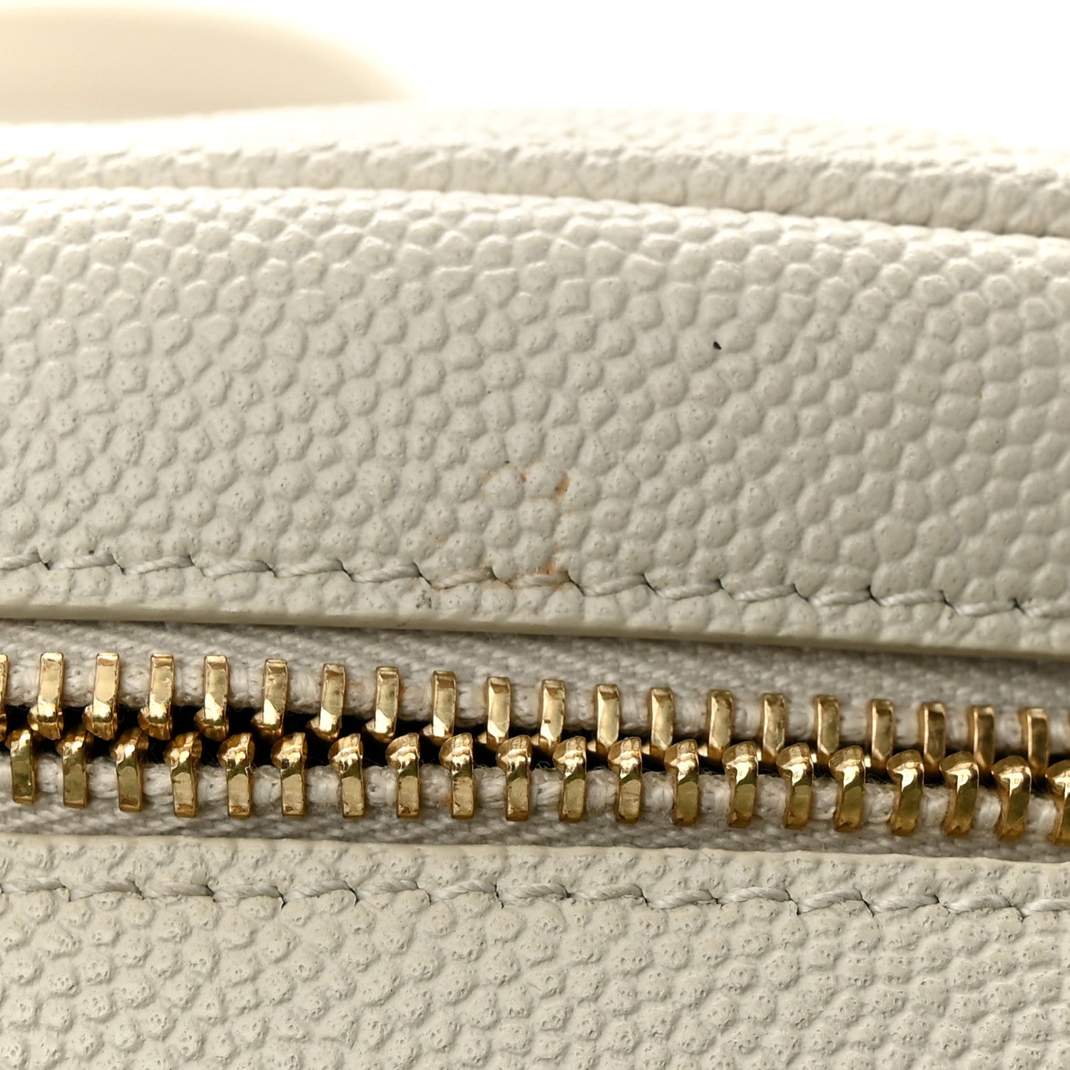 Saint Laurent Grain De Poudre Matelasse Monogram Mini Lou Camera Bag Crema Soft 11 of 11