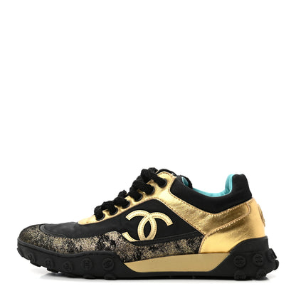 Chanel Metallic Lambskin Satin Finish Womens CC Sneakers 37.5 Black Gold 1 of 8