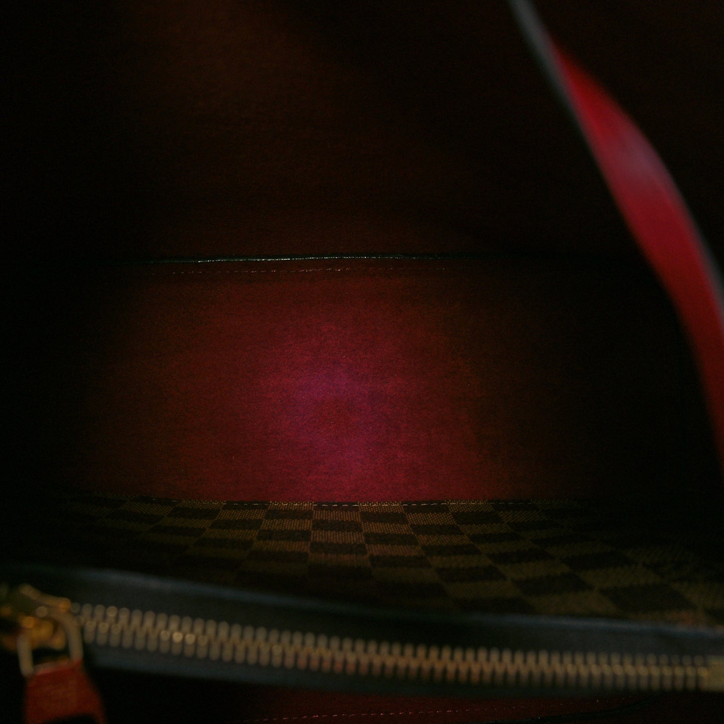 Damier Ebene Neonoe MM Cherry Berry